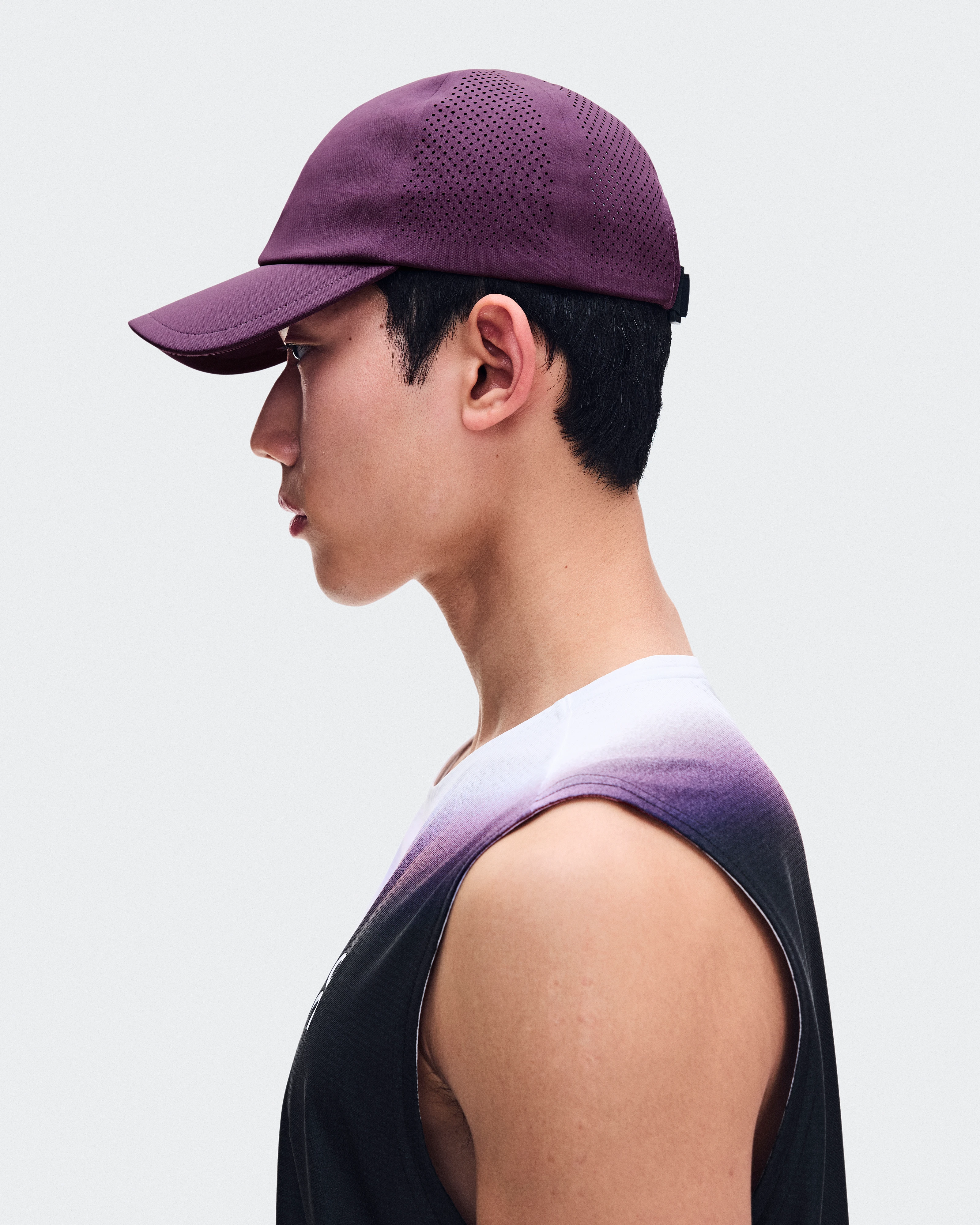 On Court Cap Cassis Unisex – Tennis, Leicht, Belüftet Kopfbedeckungen
