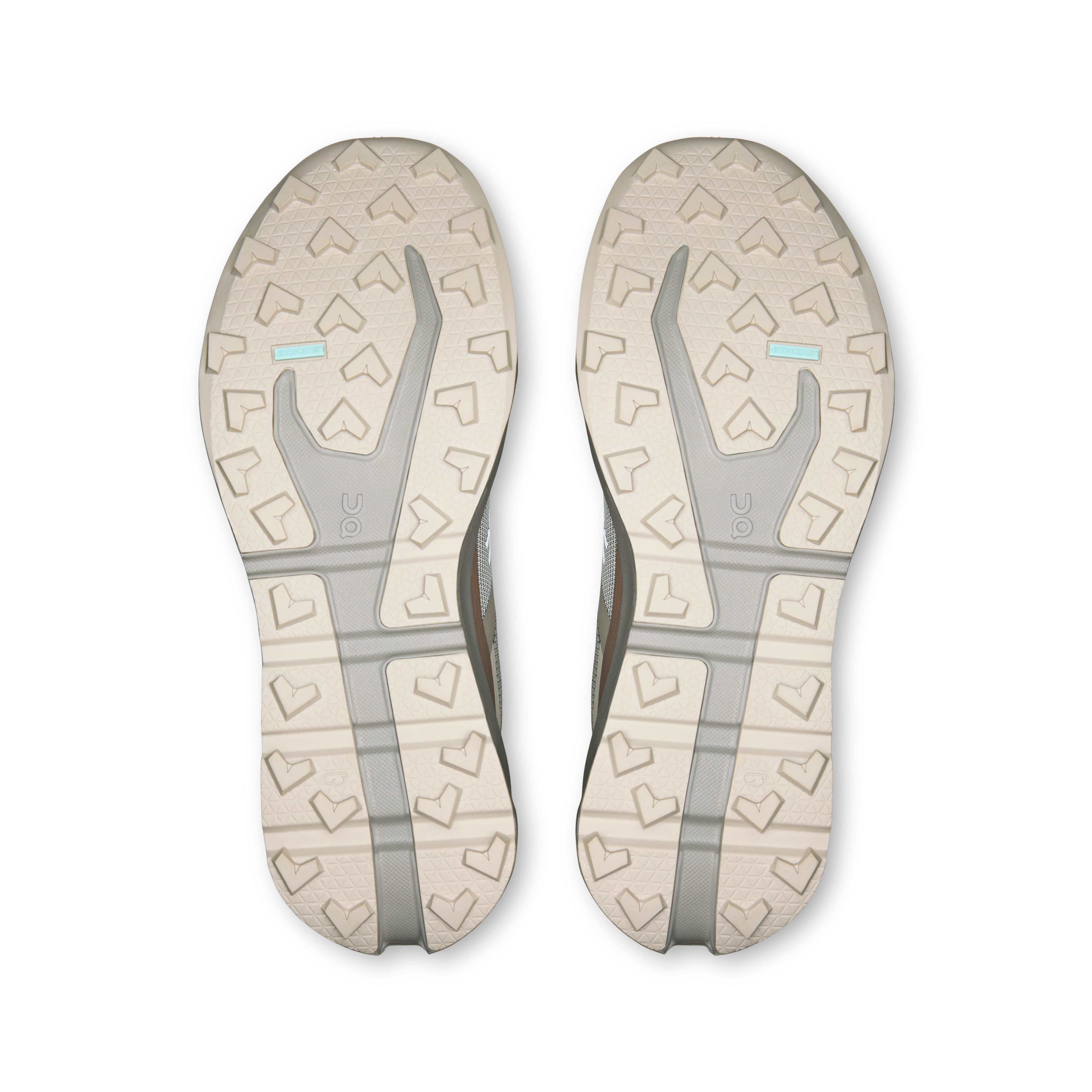 On Cloudvista 3 Fog & Pearl Men Trail running Shoes