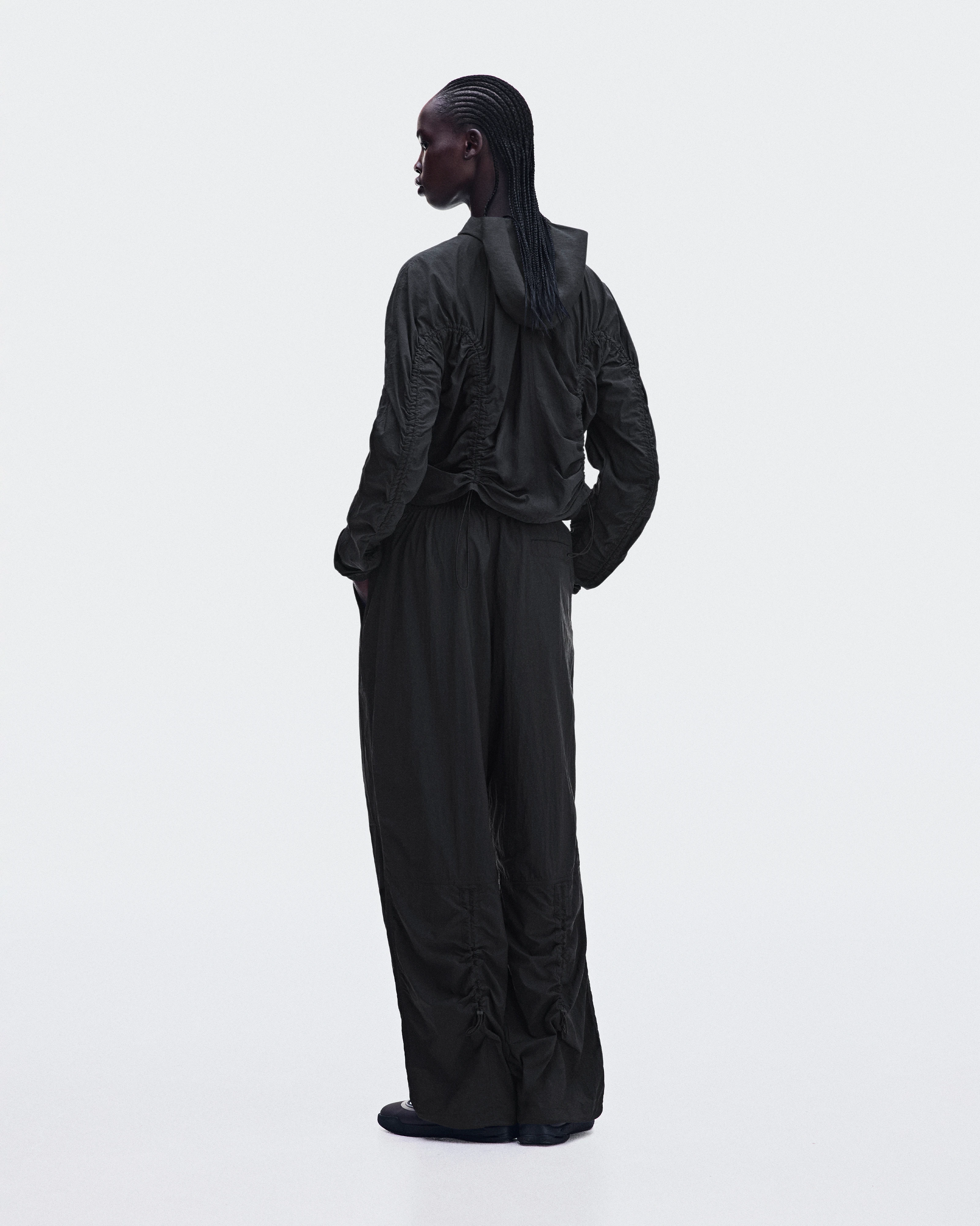 On Ruched Lightweight Pants Black 여성 팬츠