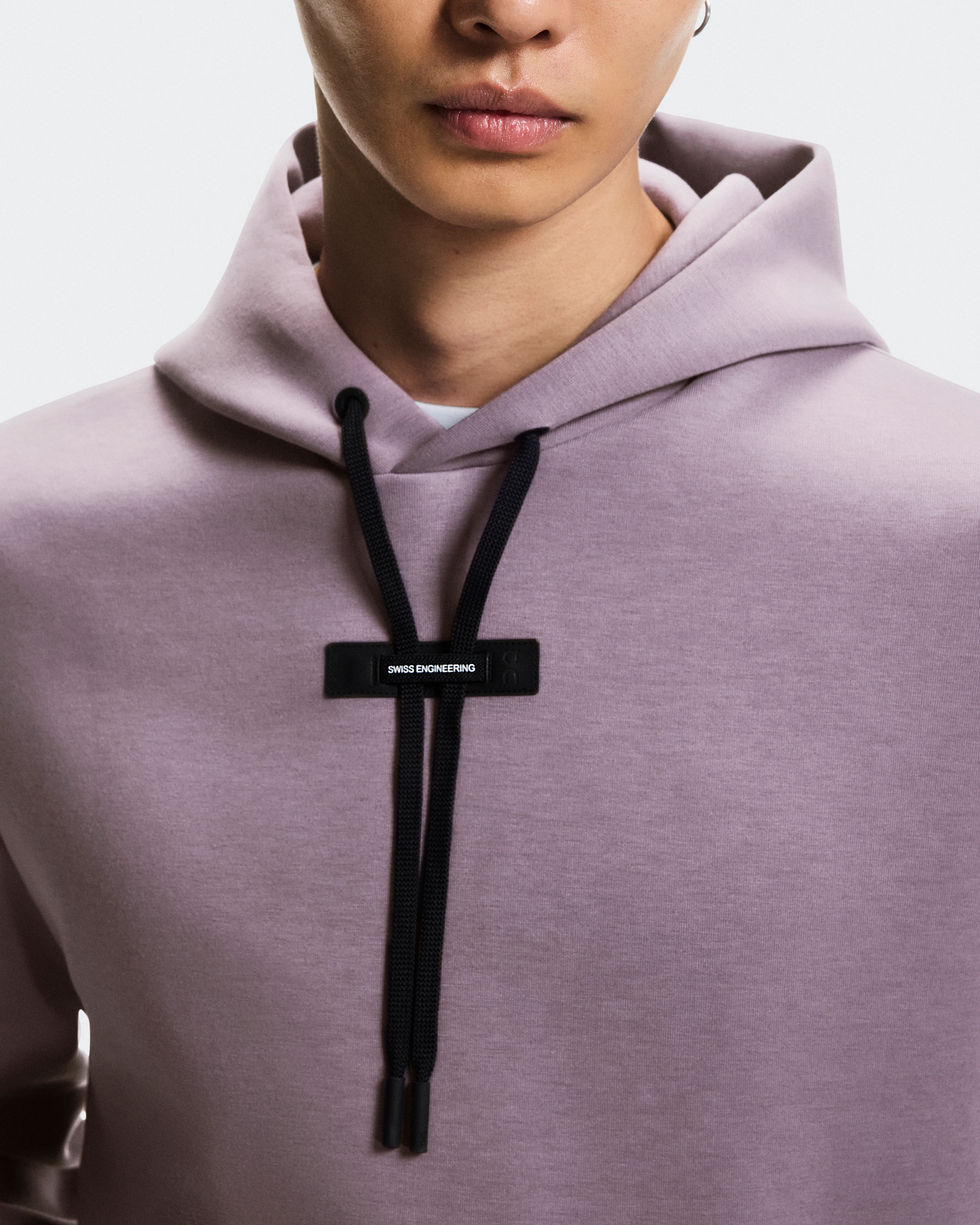 On Focus Tech Hoodie Dewberry Men Hoodies and sweatshirts