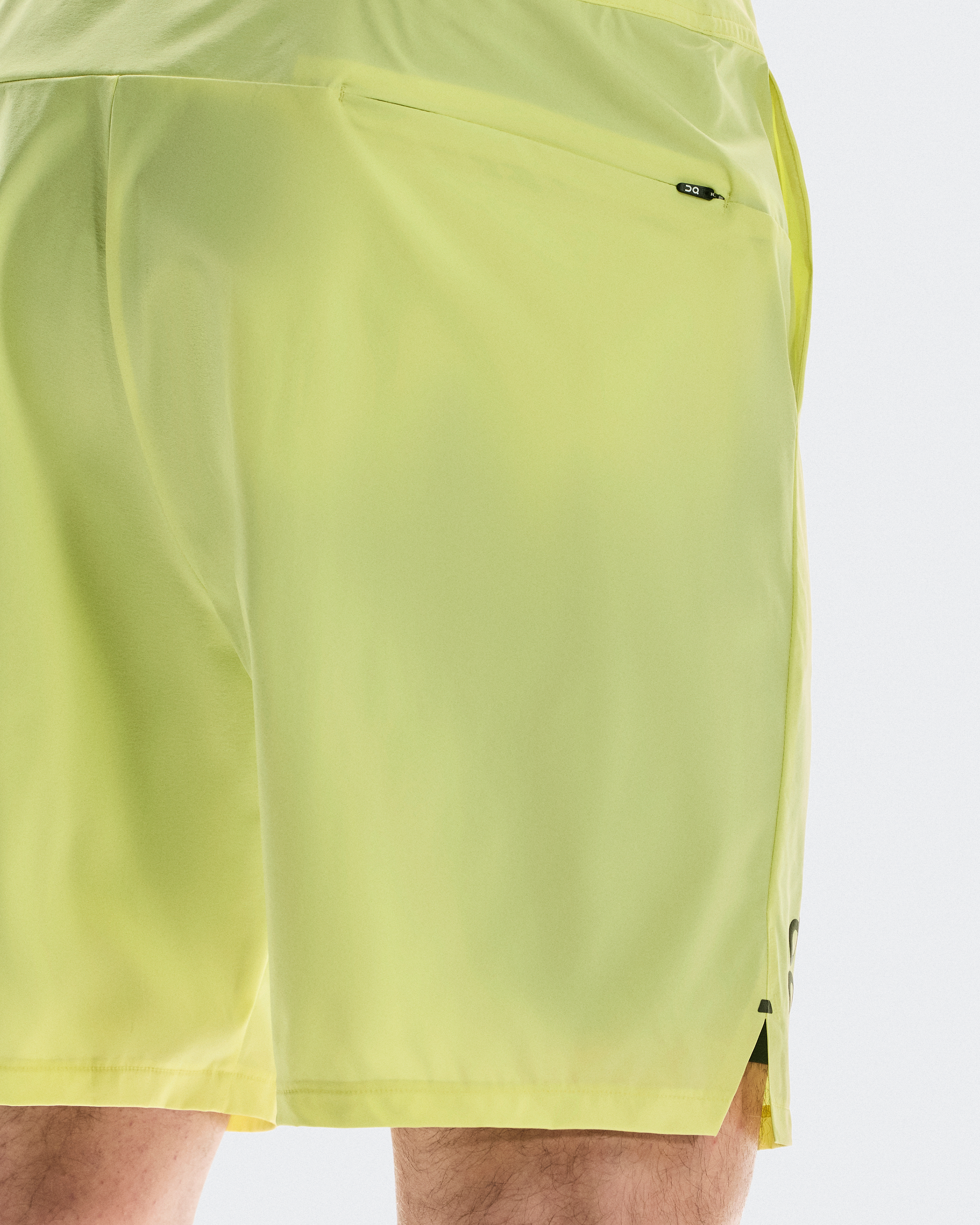 Performance Hybrid ShortMen / Limelight / L