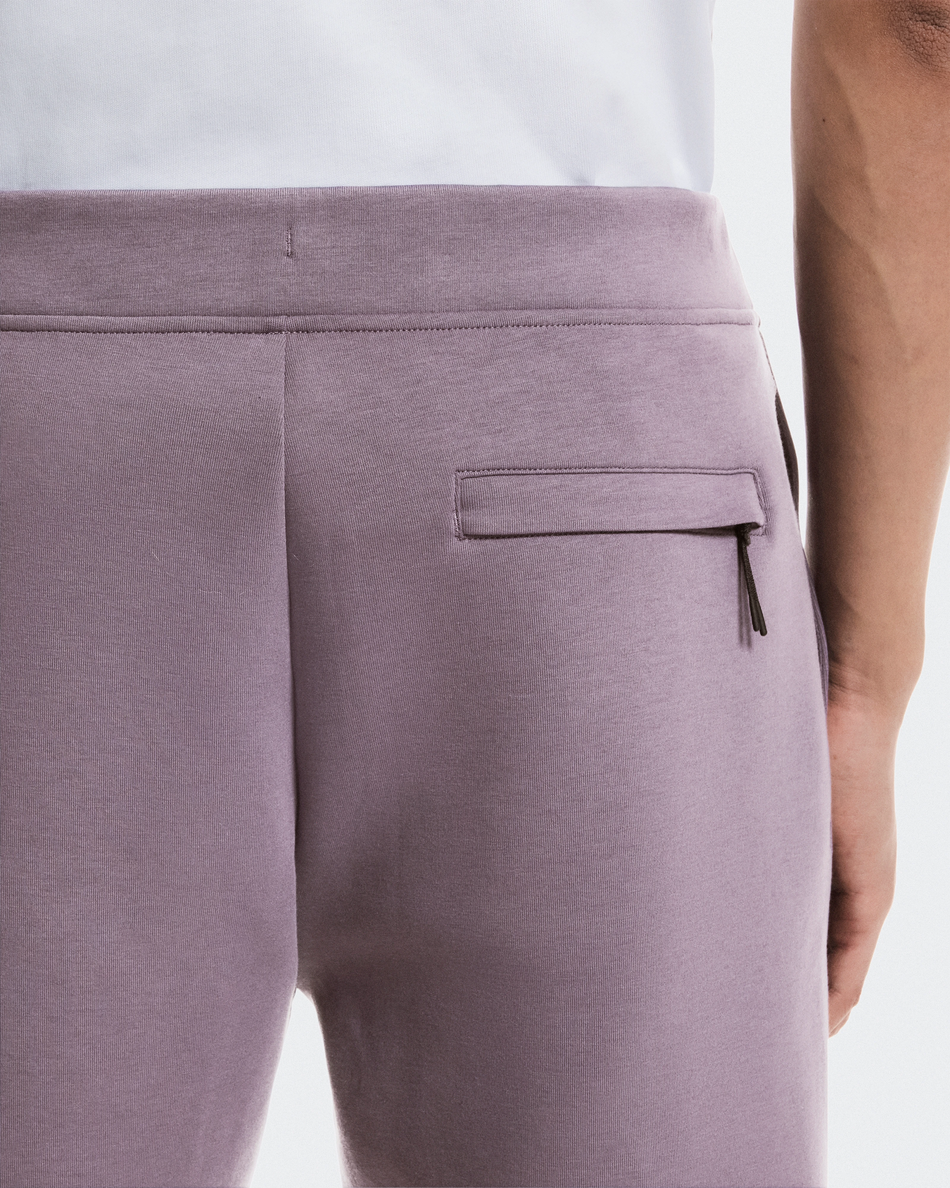 On Focus Tech Sweatpants Dewberry 남성 팬츠