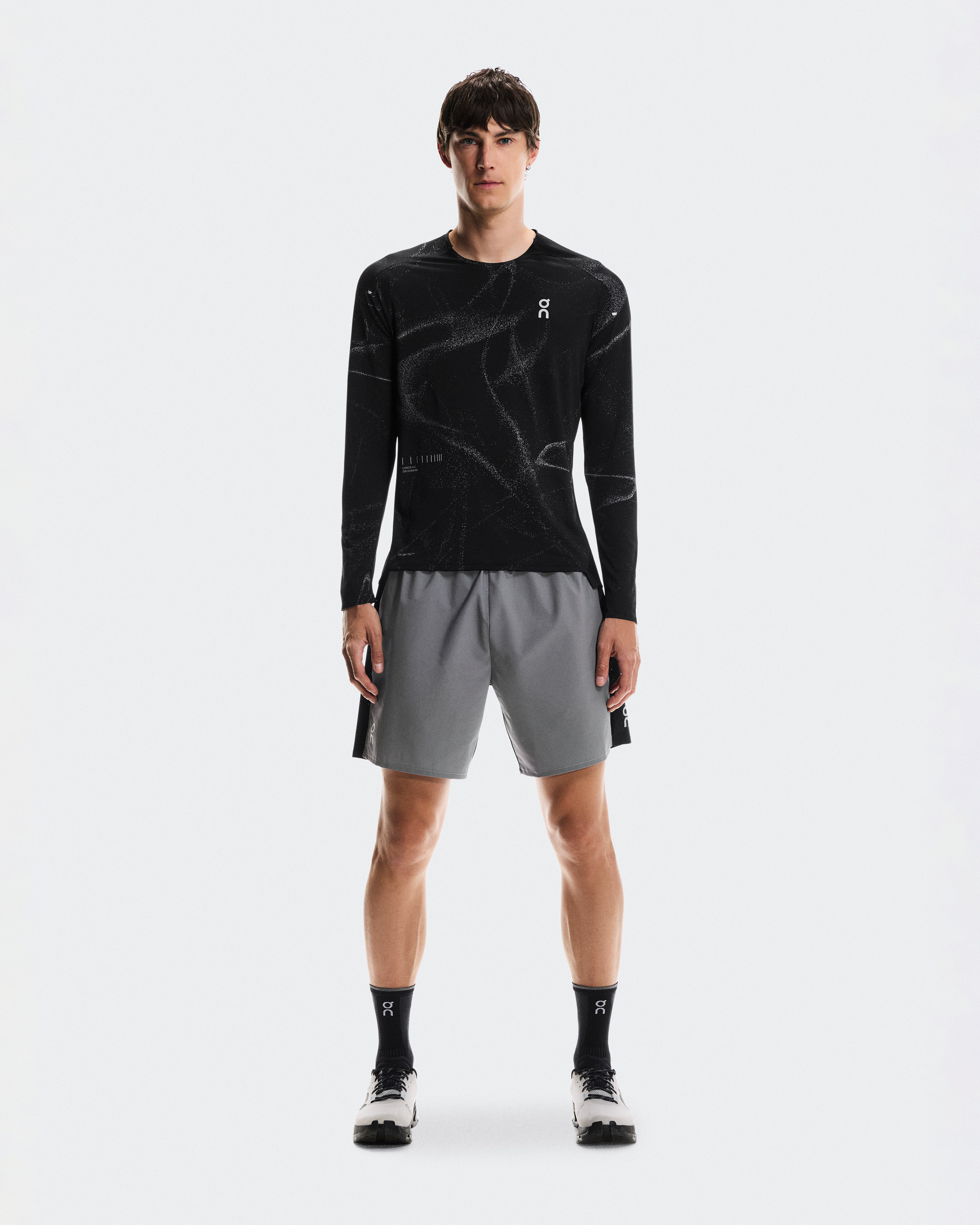 On Performance Long-T Lumos, Black, Men