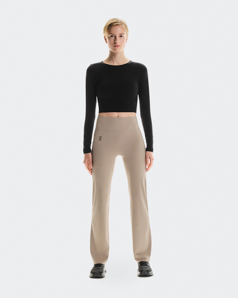 On Women's Studio Flared Tights 30" in Desert, Size: XL, Polyester