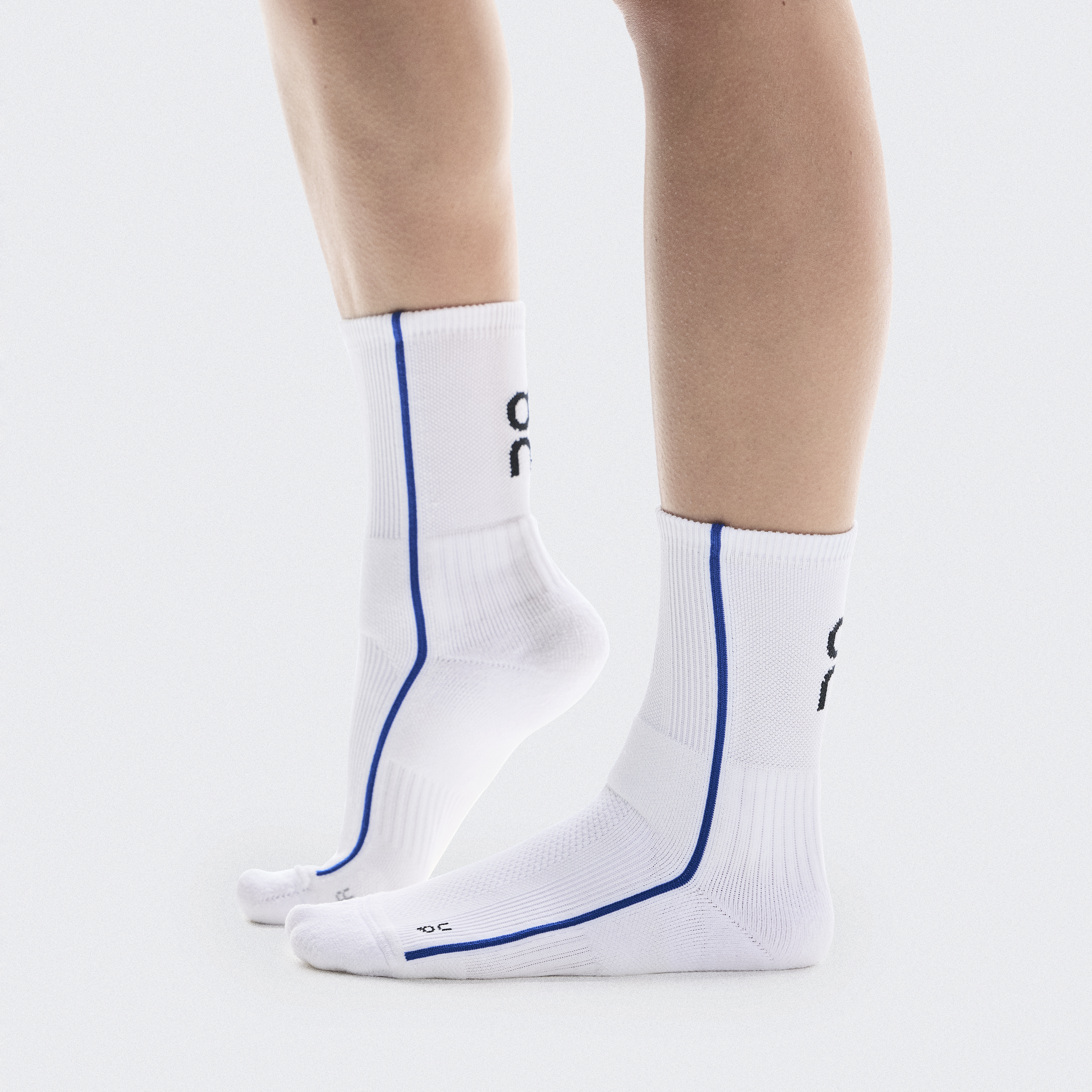 Court Sock High in White/Indigo