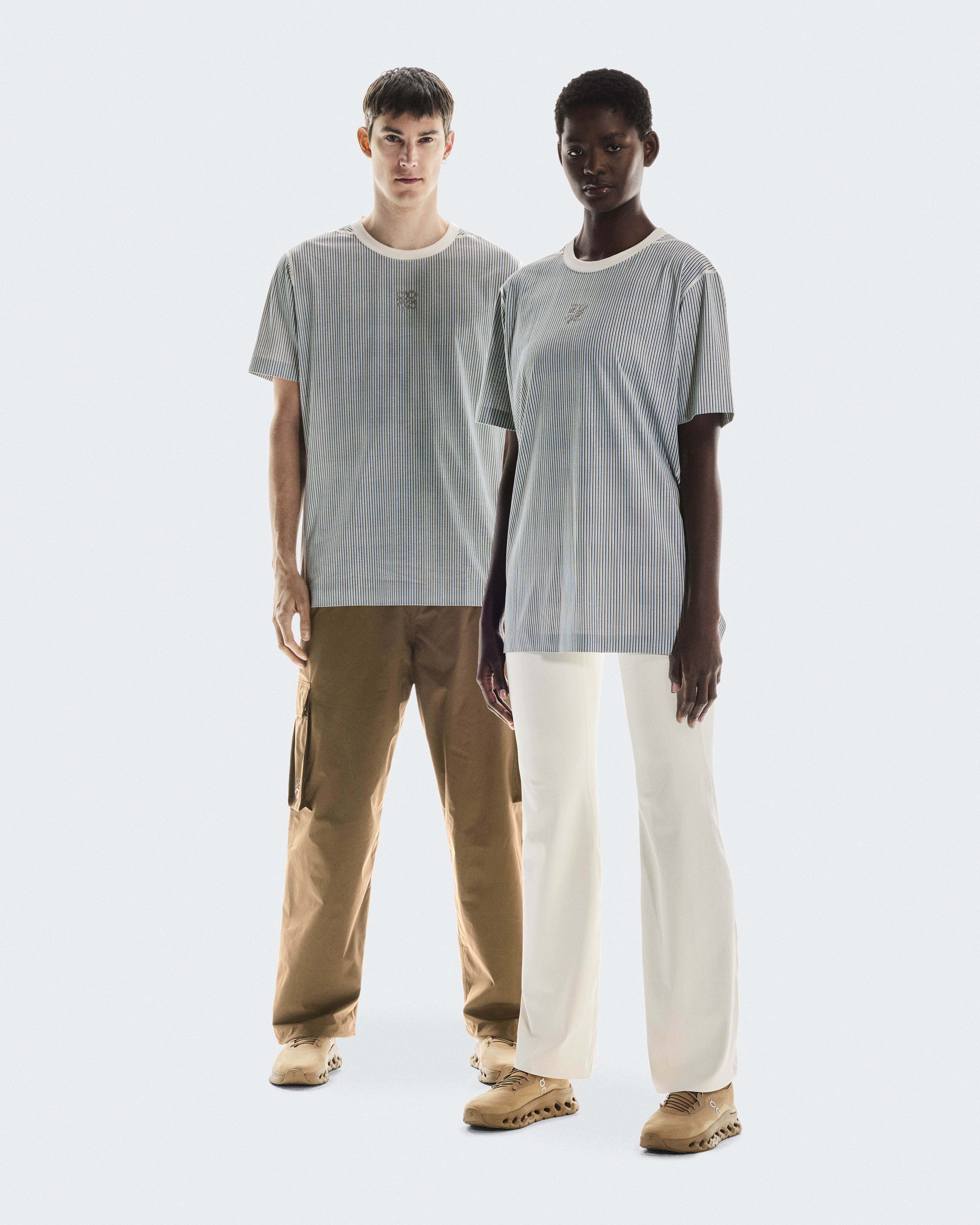 On Active T-Shirt LOEWE in Beige/Blue, Size: XS, Polyester