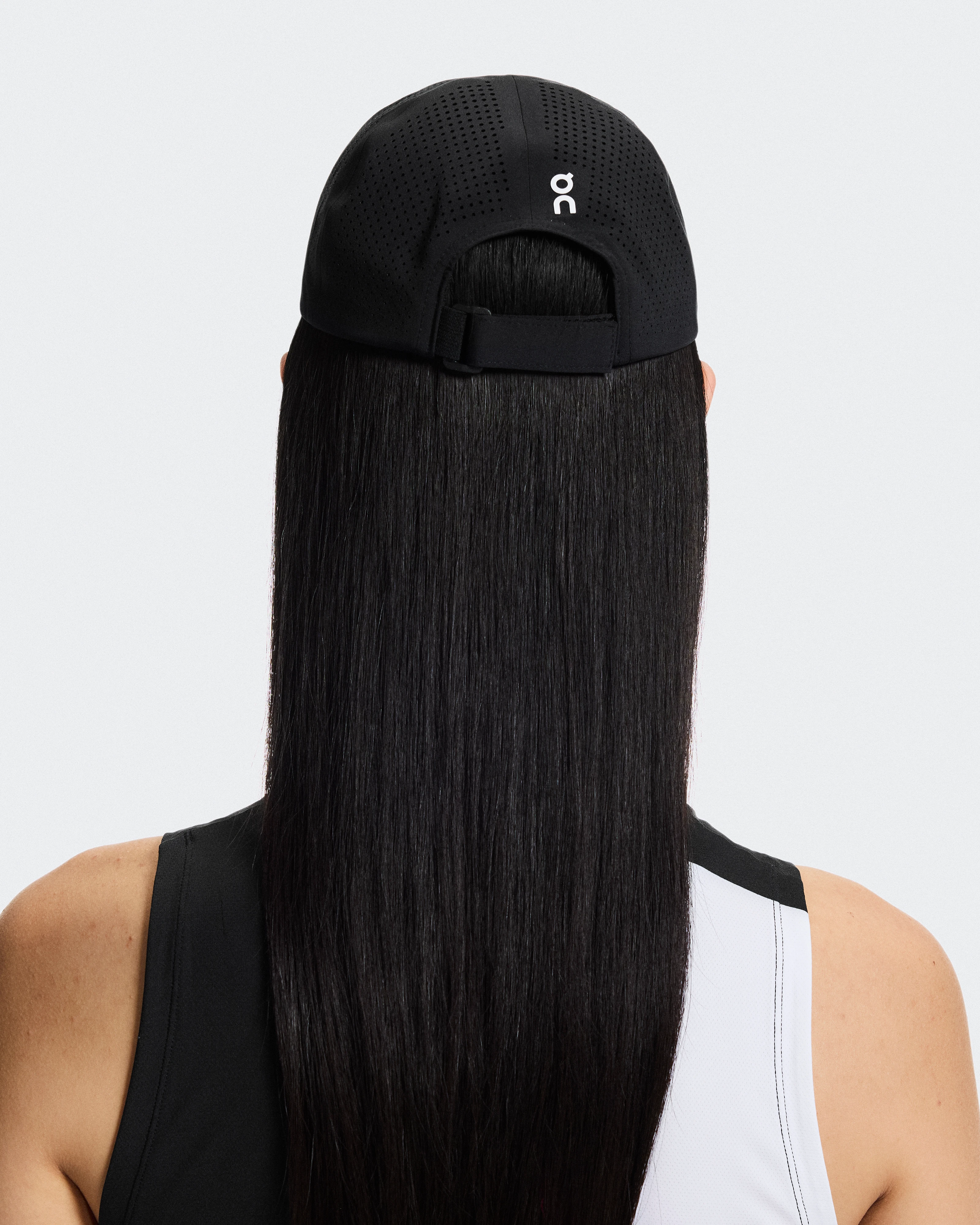 On Court Cap Black & Black Unisex Headwear