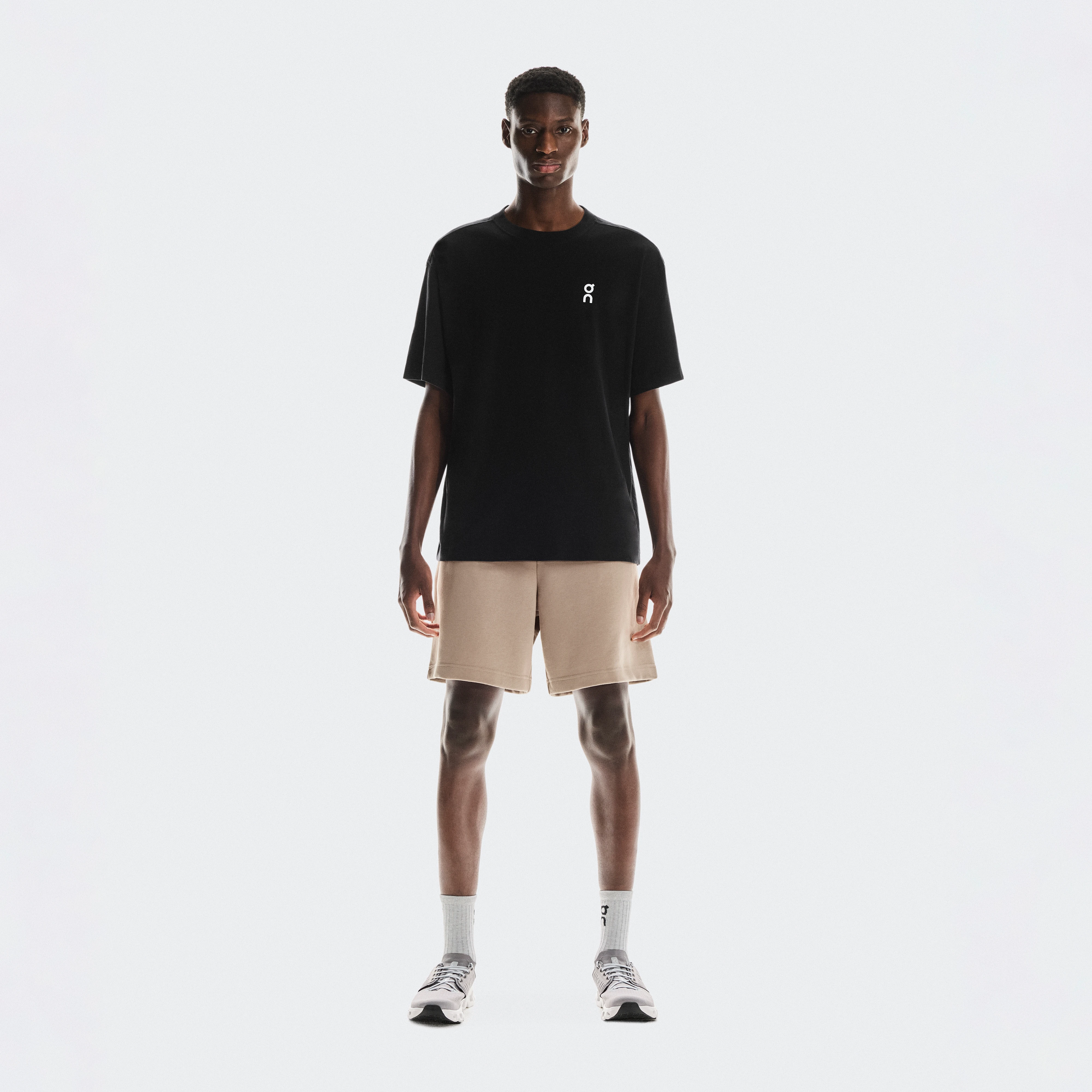 On Club Shorts Beige Men Men – Lifestyle, all-day wear, to and from the gym Shorts