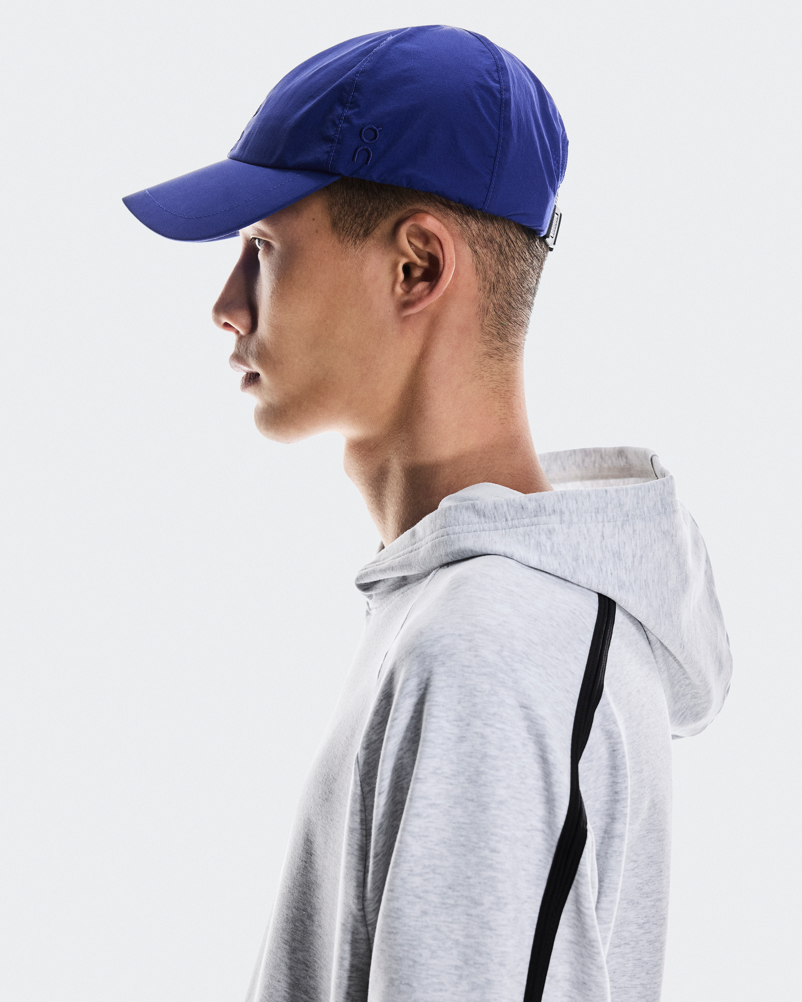 On CapUnisex / Indigo