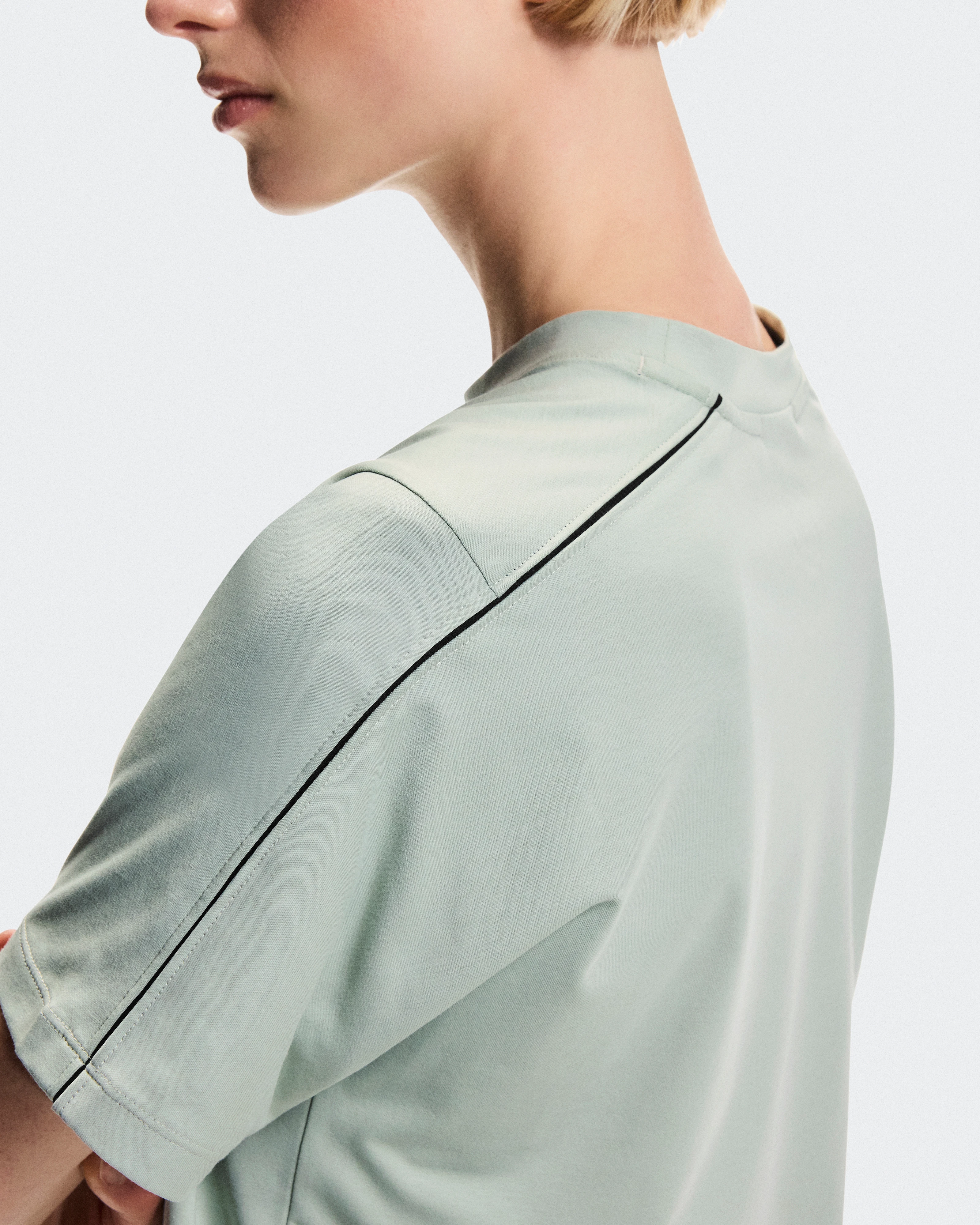 On Focus-T Mineral Women Tops and t-shirts