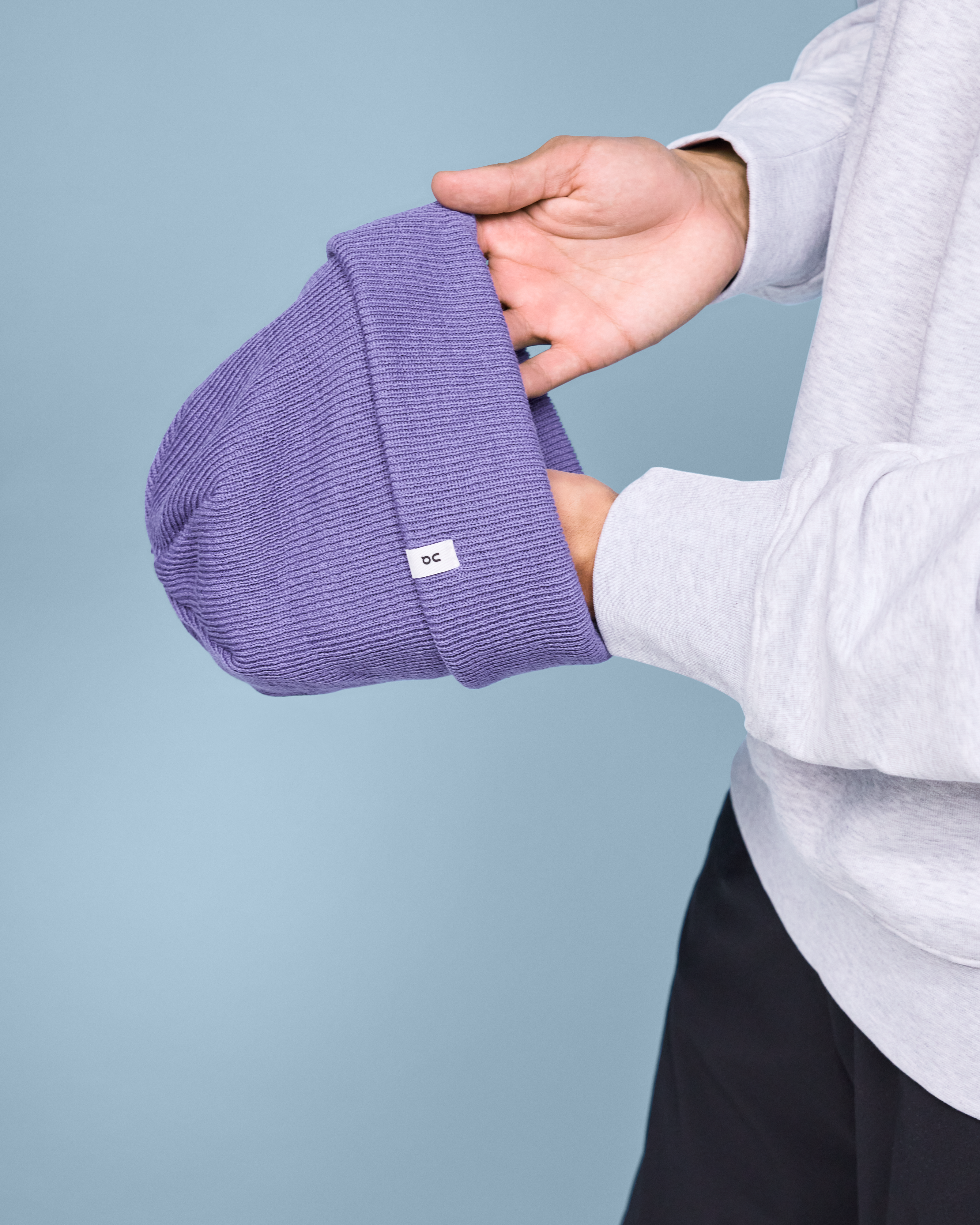 On Merino Beanie Blueberry Unisex Headwear