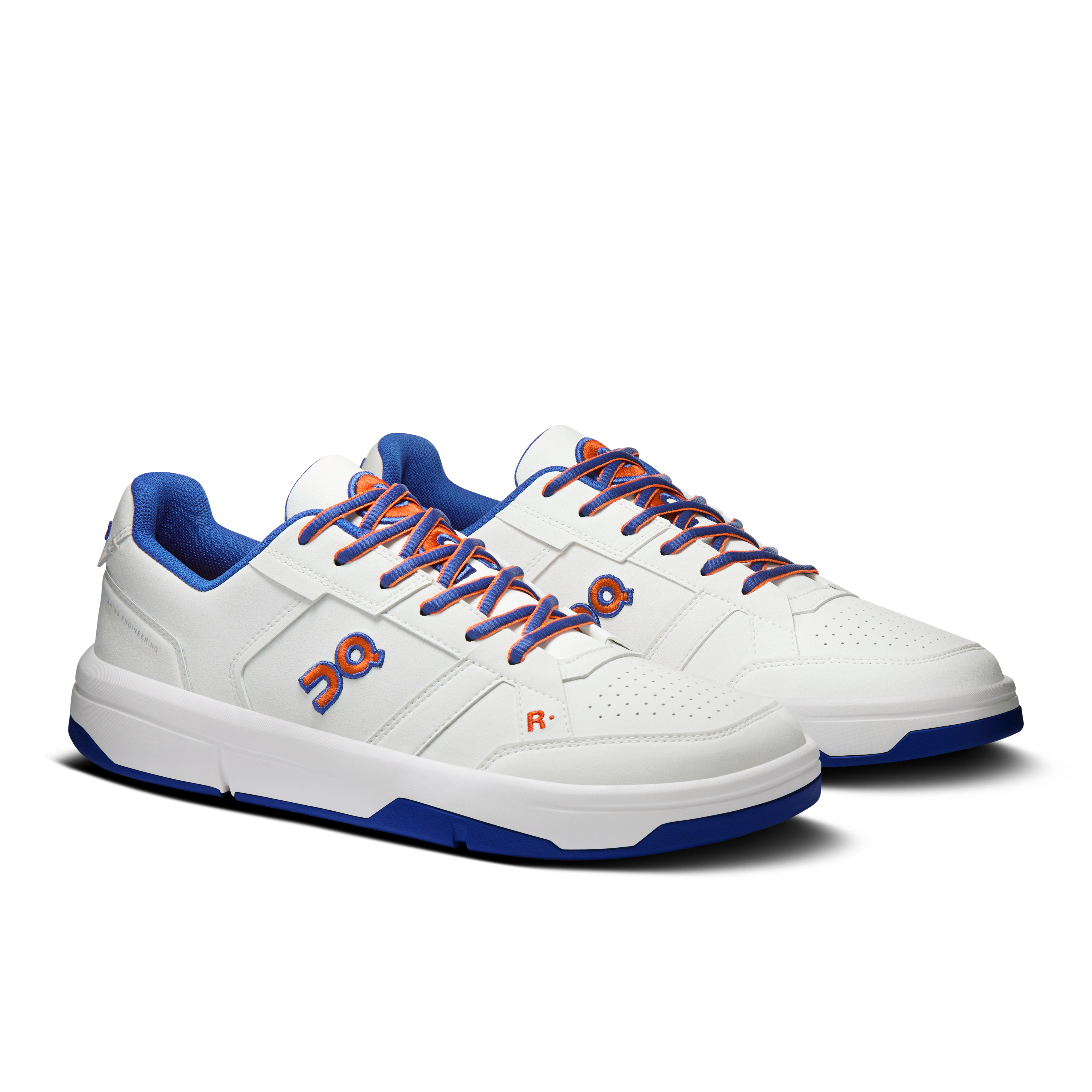On THE ROGER CH Varsity White & Indigo Men Active life Shoes