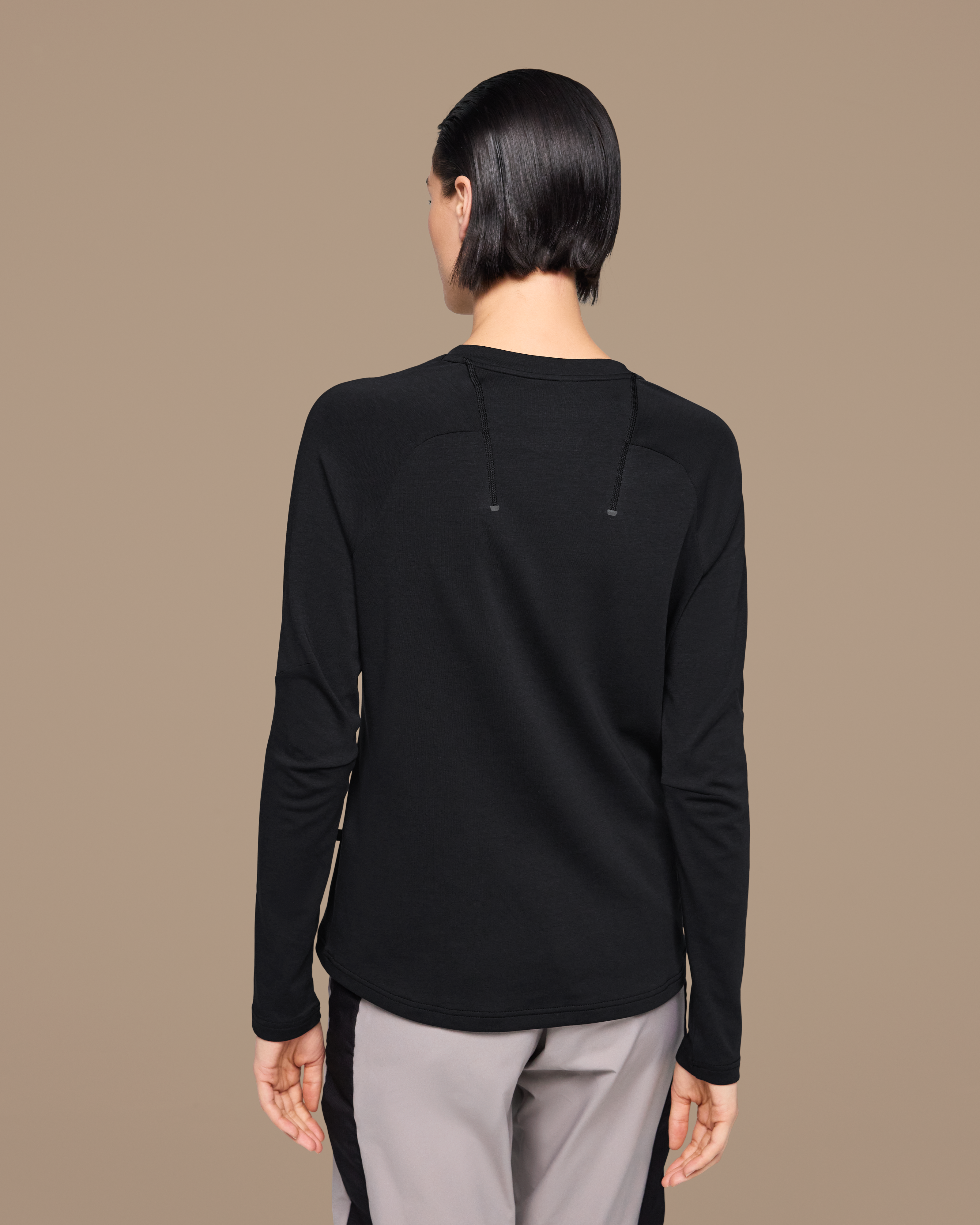 【HI FI FNK】(W) Small Dot Longsleeve Women's Focus Long-T | Black | On United States