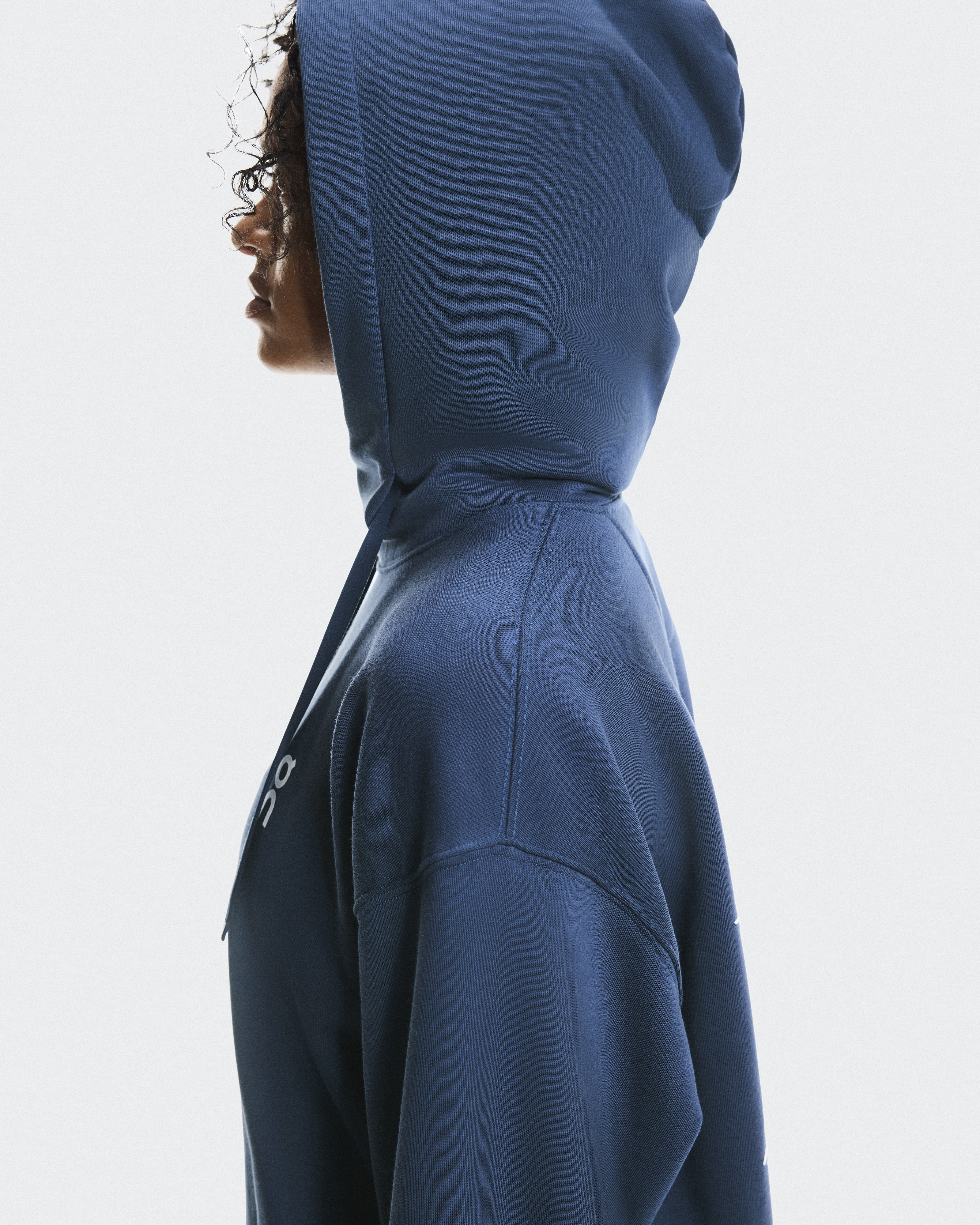 Club Hoodie BEAMS REI | ブルー | On 日本