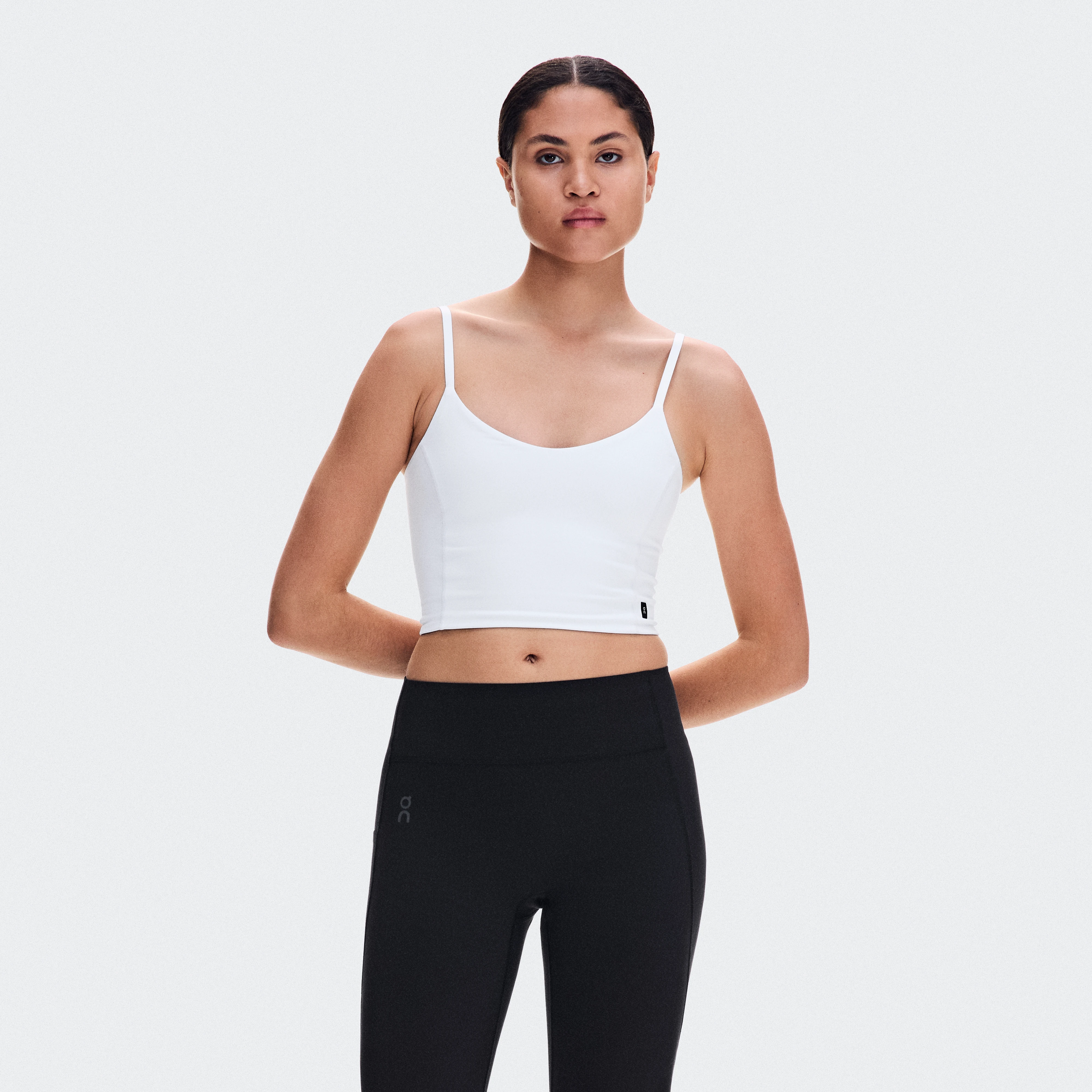 On Studio Crop White Donna – Allenamenti a bassa intensità