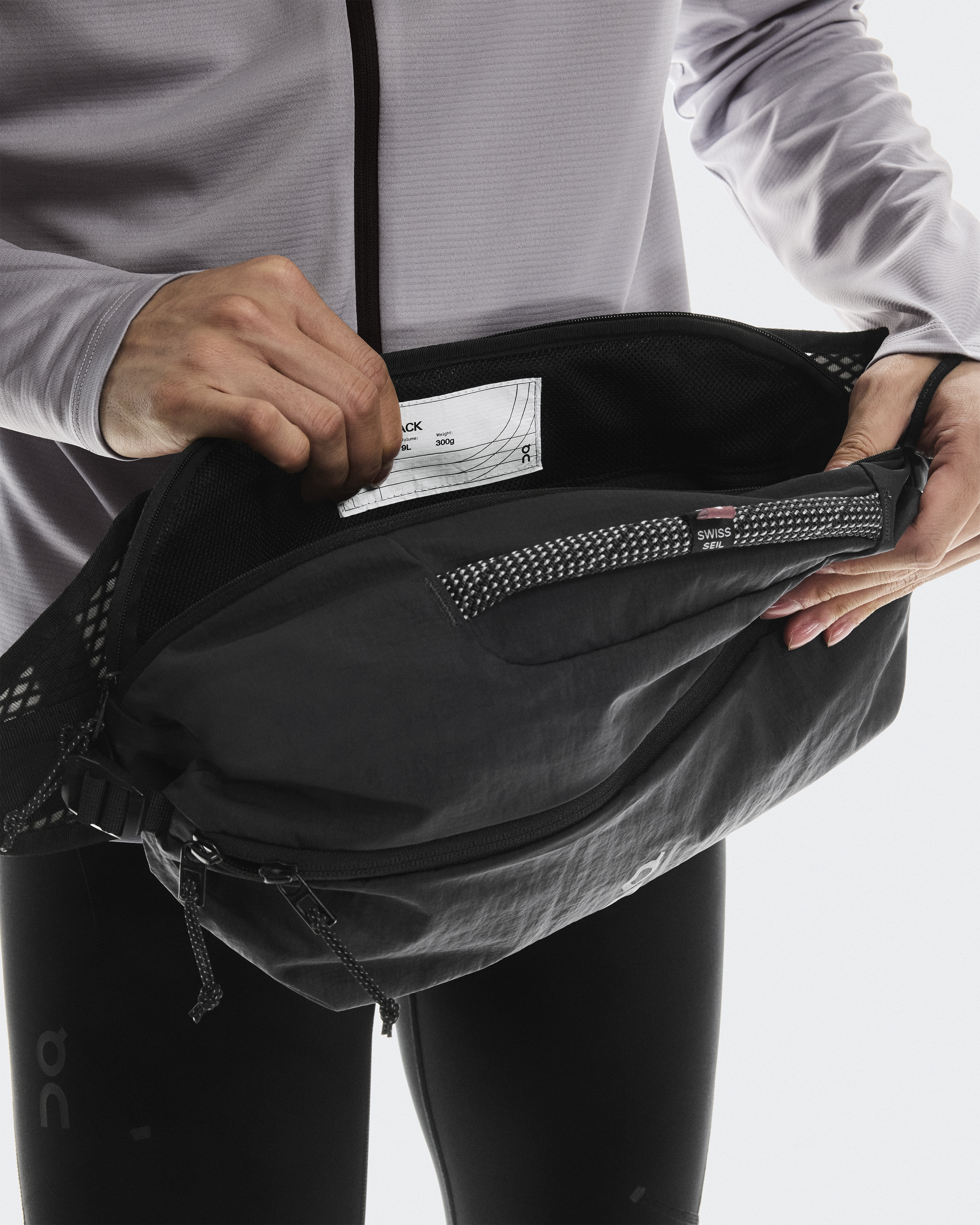 【新品】On Sling Pack 9L ブラック ショルダーバッグ Sling Pack 9L | ブラック | On 日本