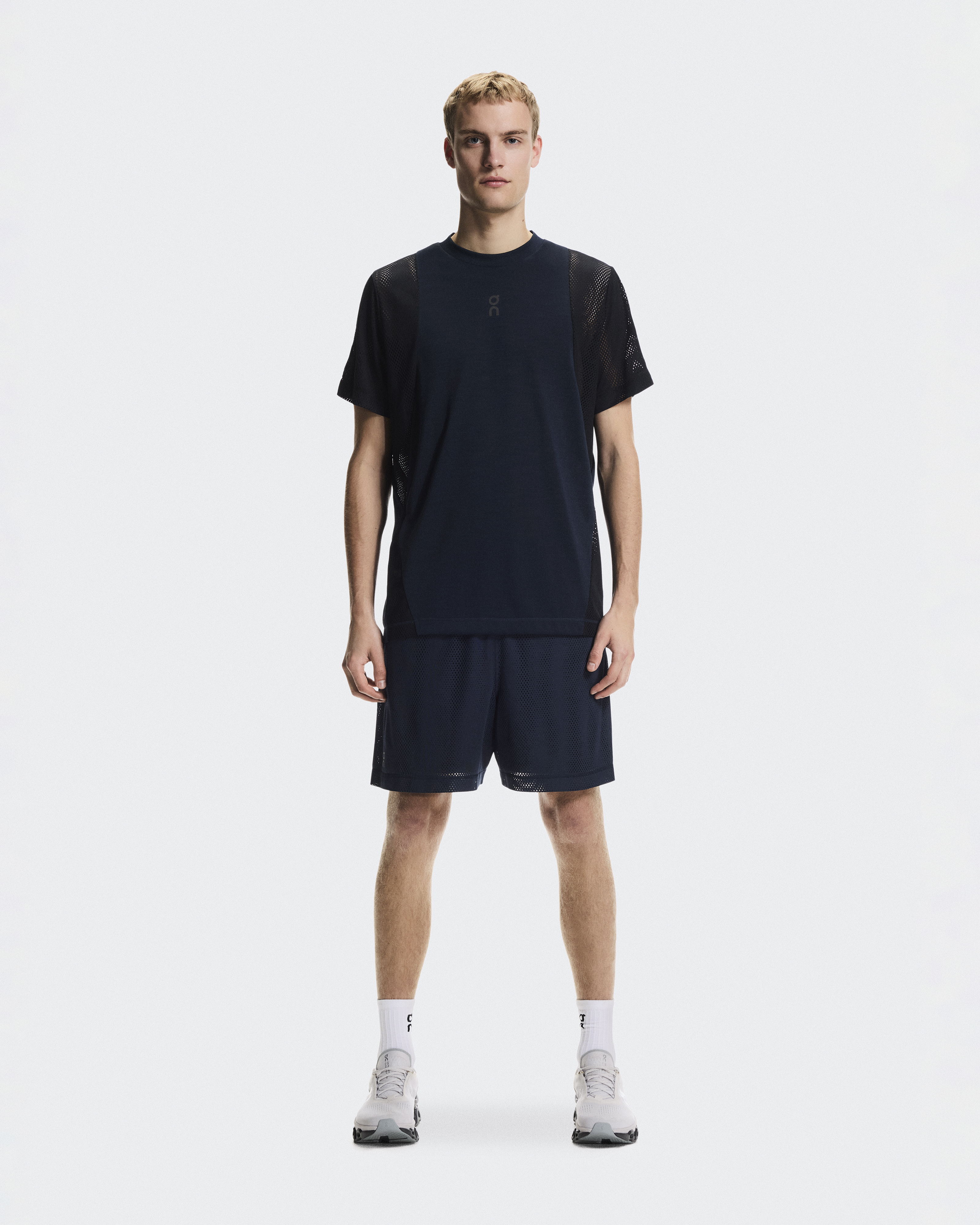 Train Volt-T Shirt in Navy