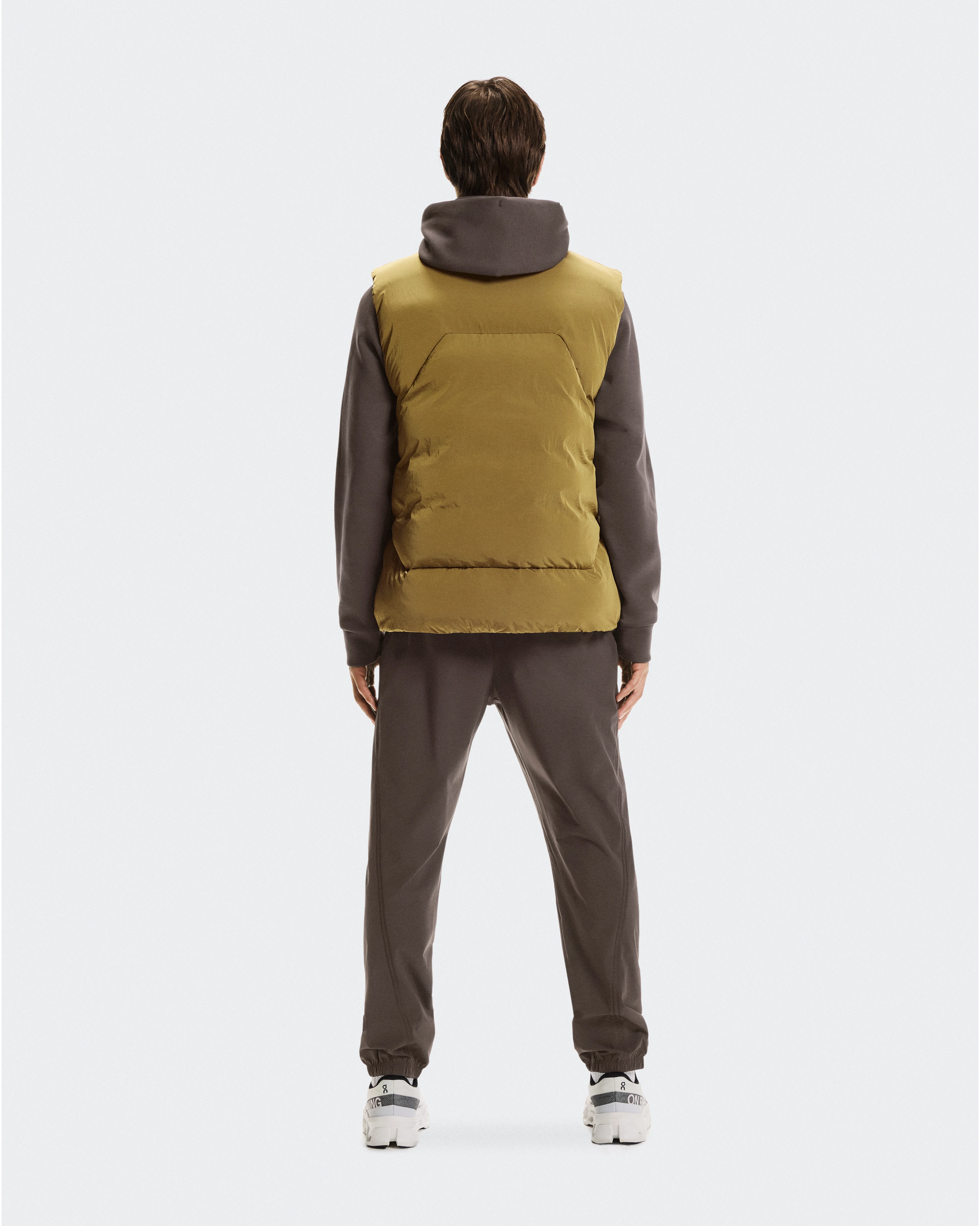 On All-Day Puffer Vest Nutmeg Men Jackets