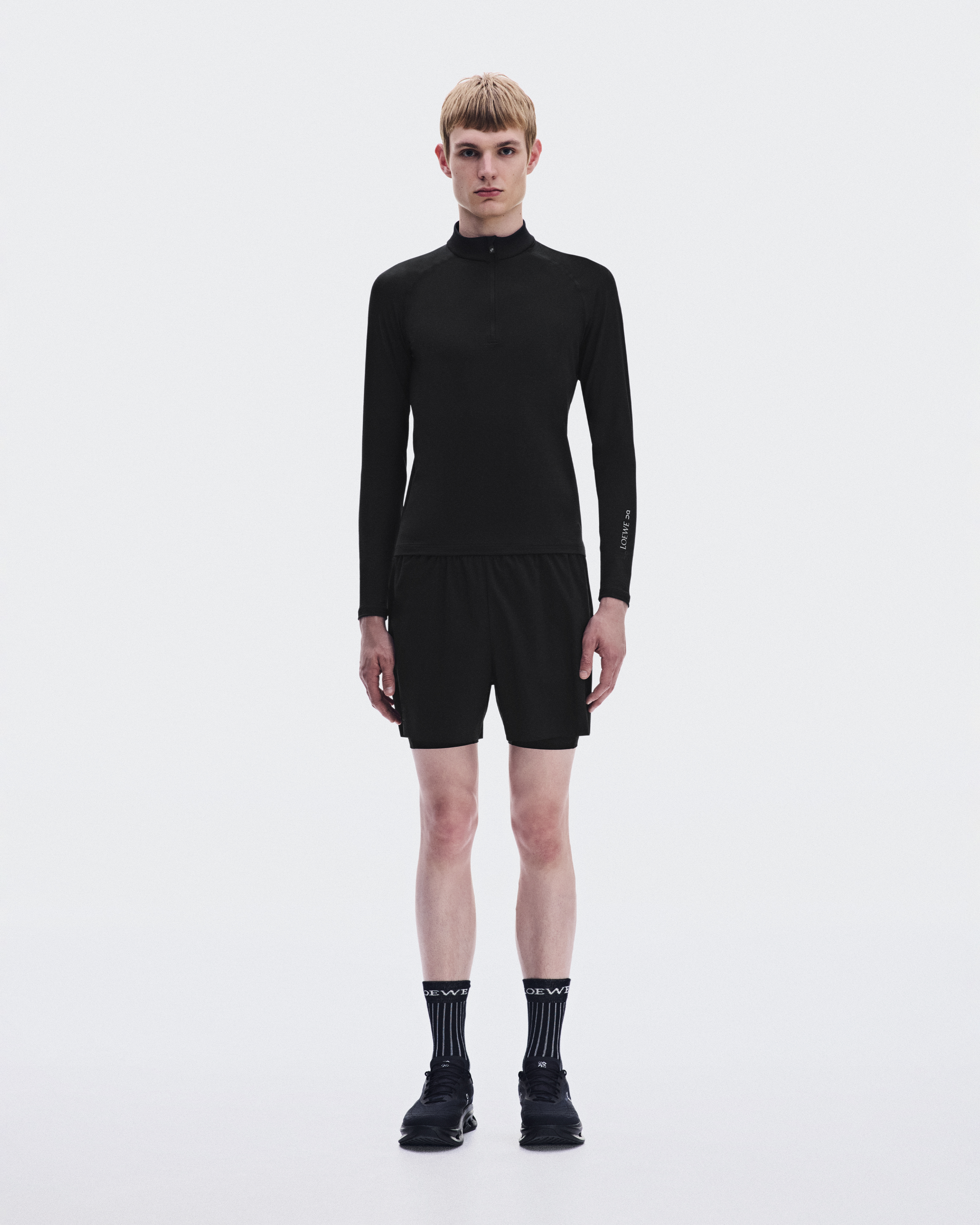 メンズ Shorts LOEWE | On 日本