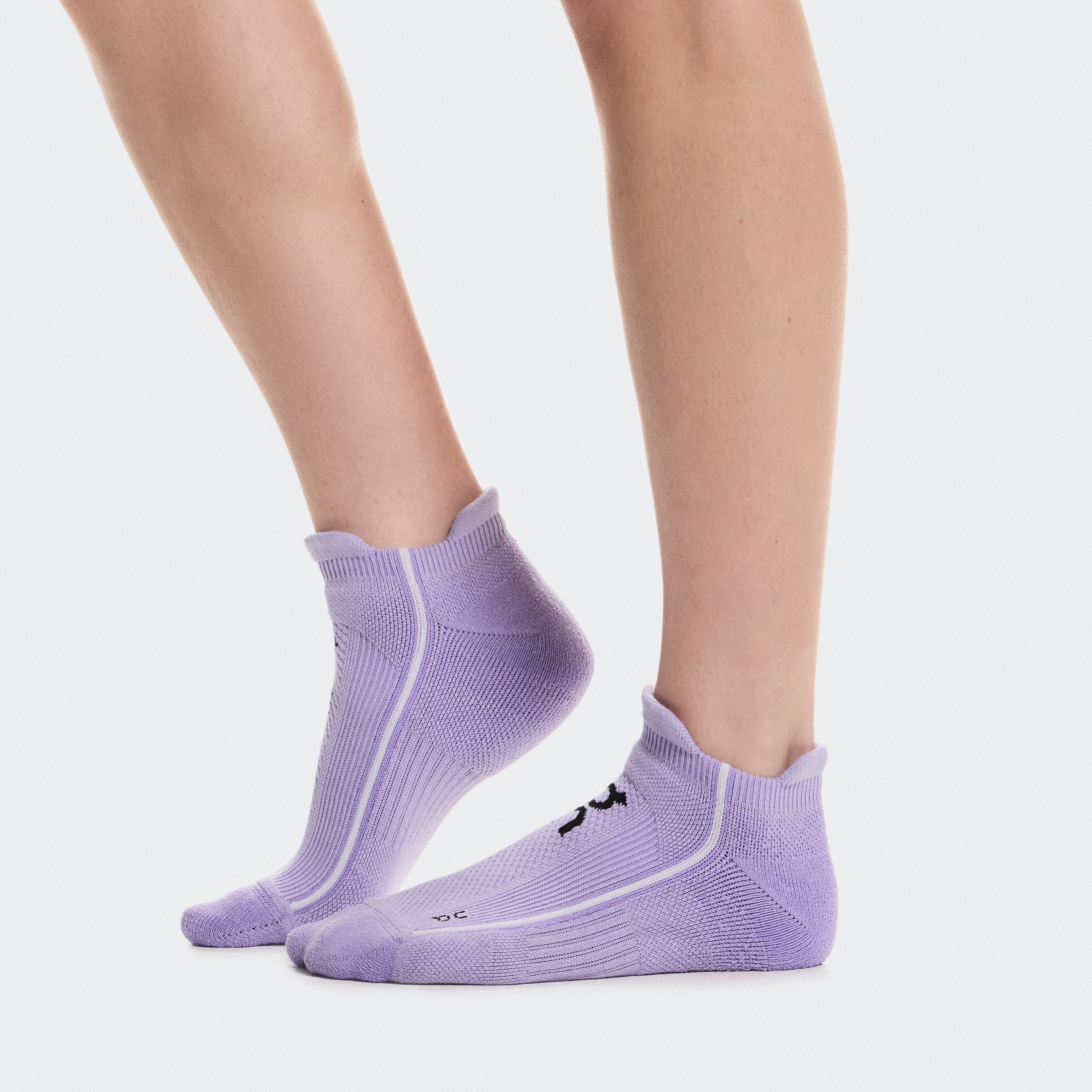 On Court Sock Low Bloom & Ivory Unisex – Performance tennis, cushioned, breathable Socks