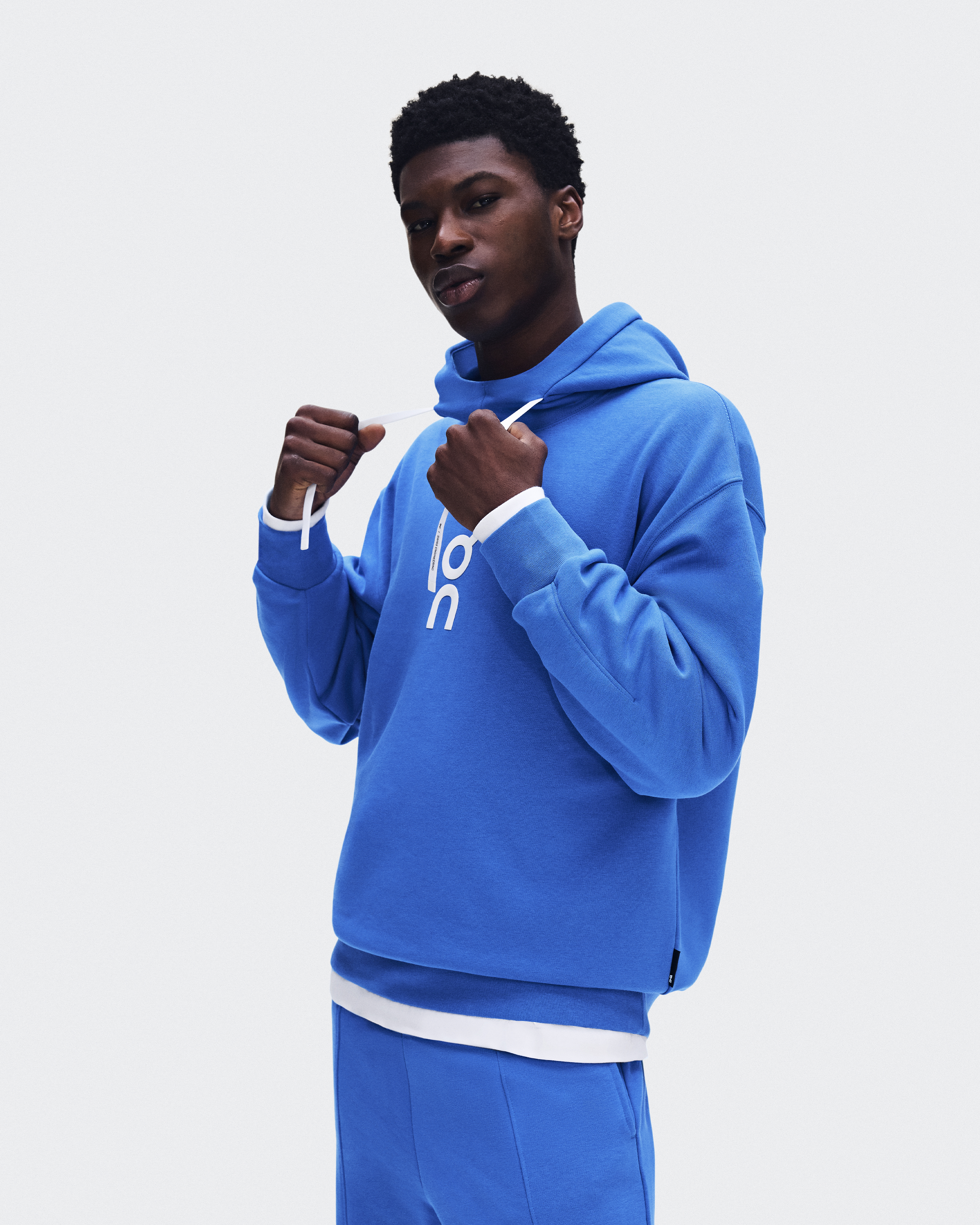 Hoodies & Sweatshirts | On Japan