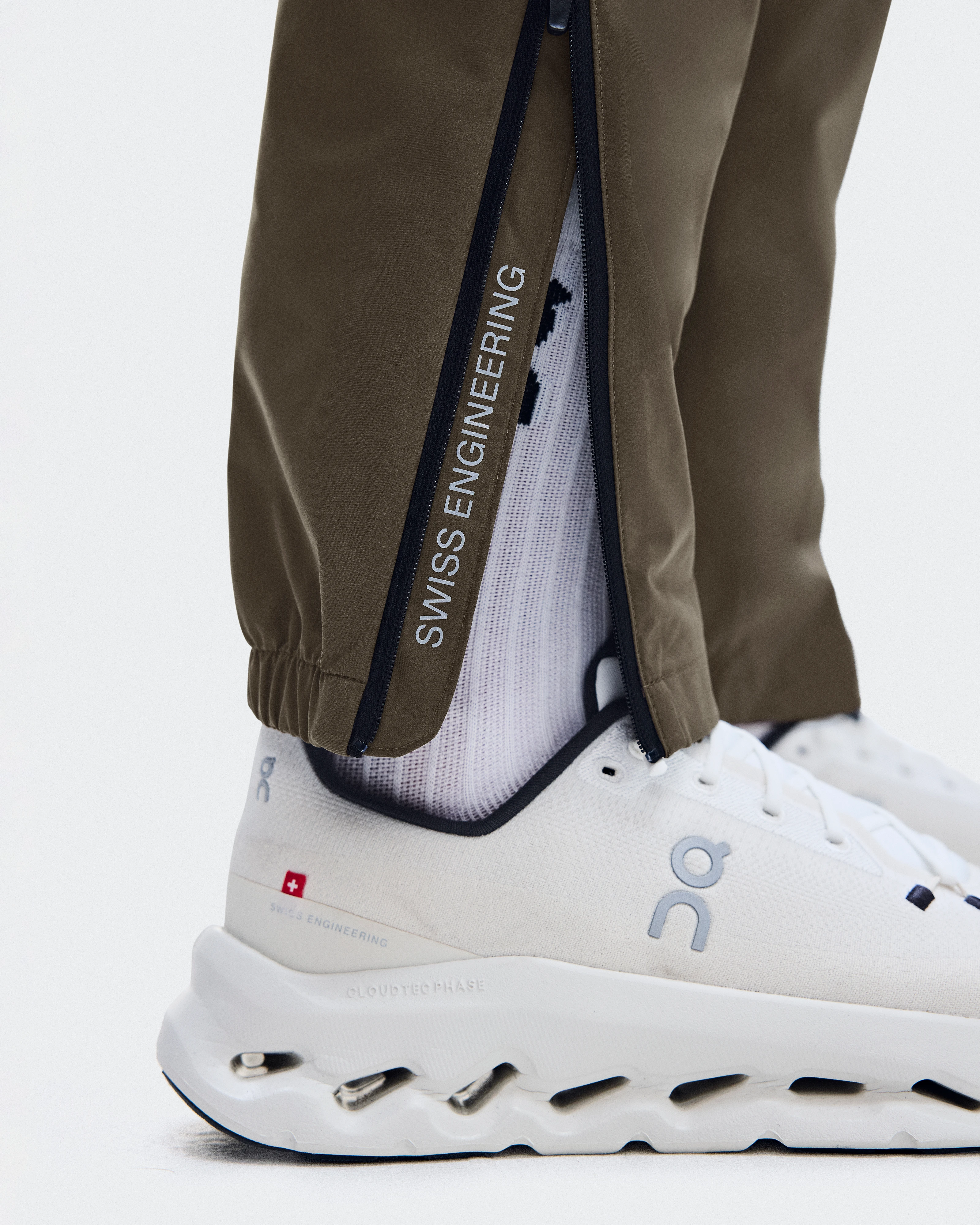 On Core Pants Bark Men Pants