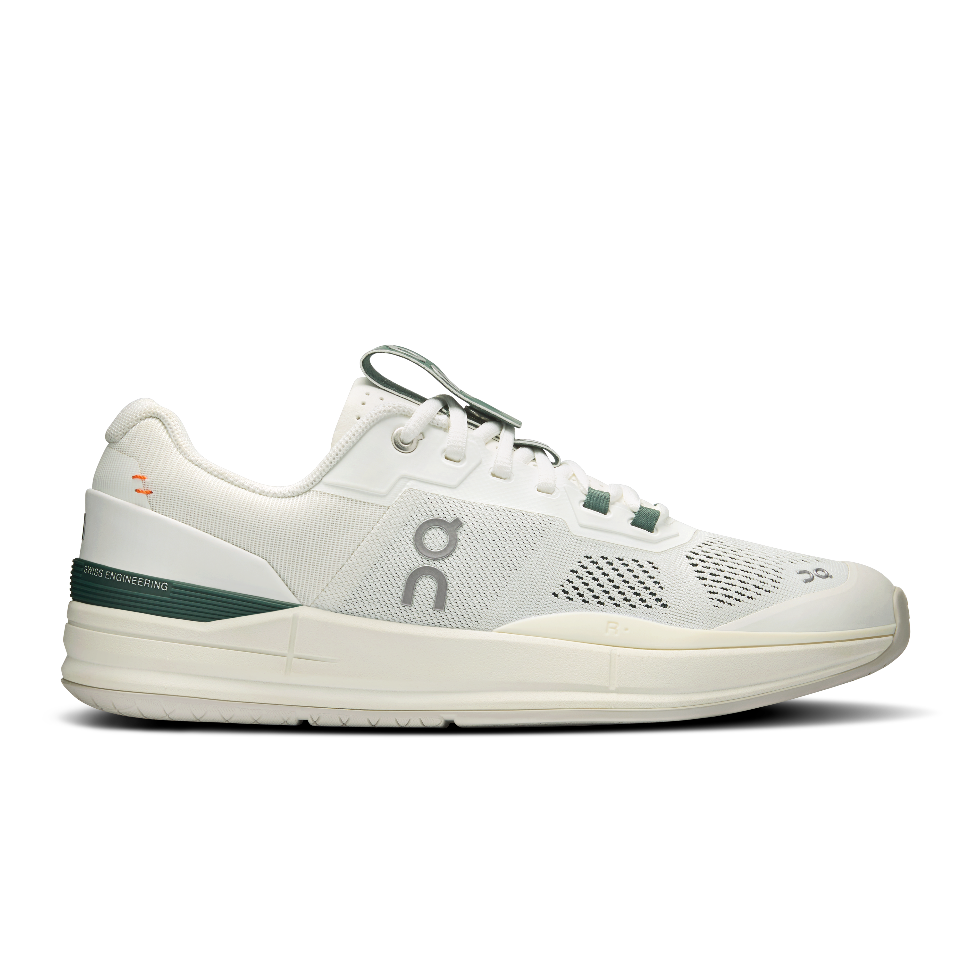 Men / White | Evergreen / 41