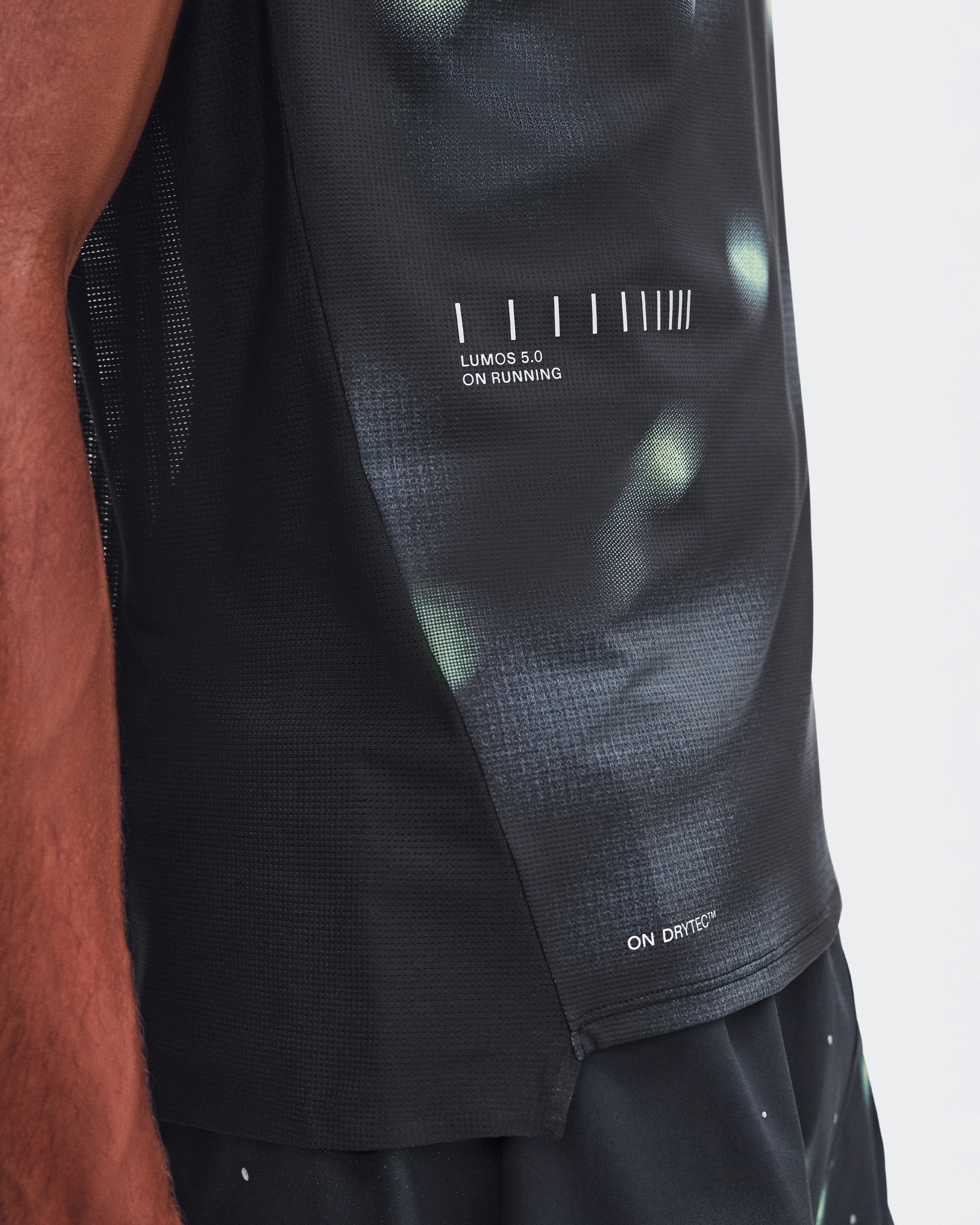 On Performance-T Lumos Black Homme Hauts et t-shirts