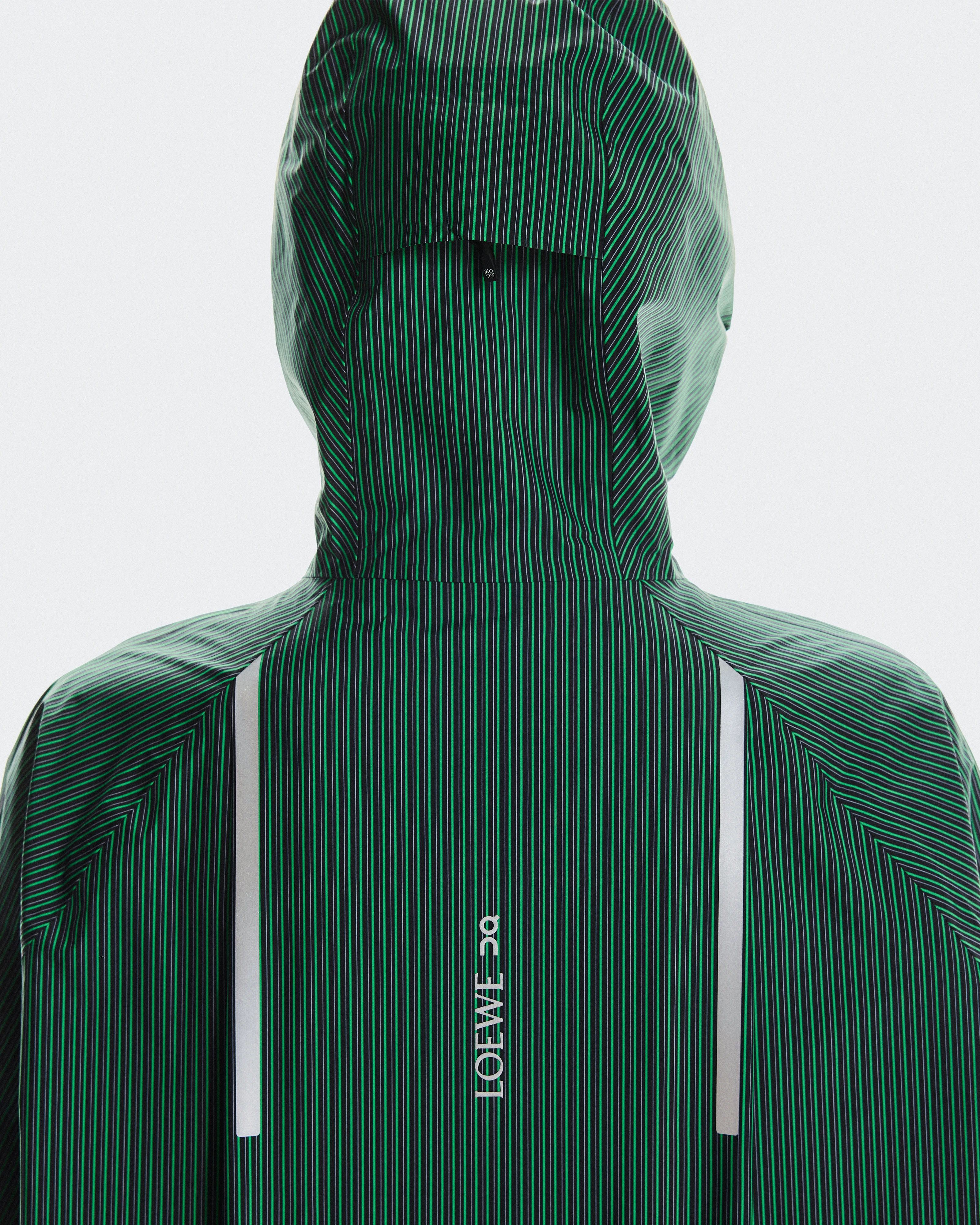 On Storm Anorak LOEWE Green & Black Unisex Jackets