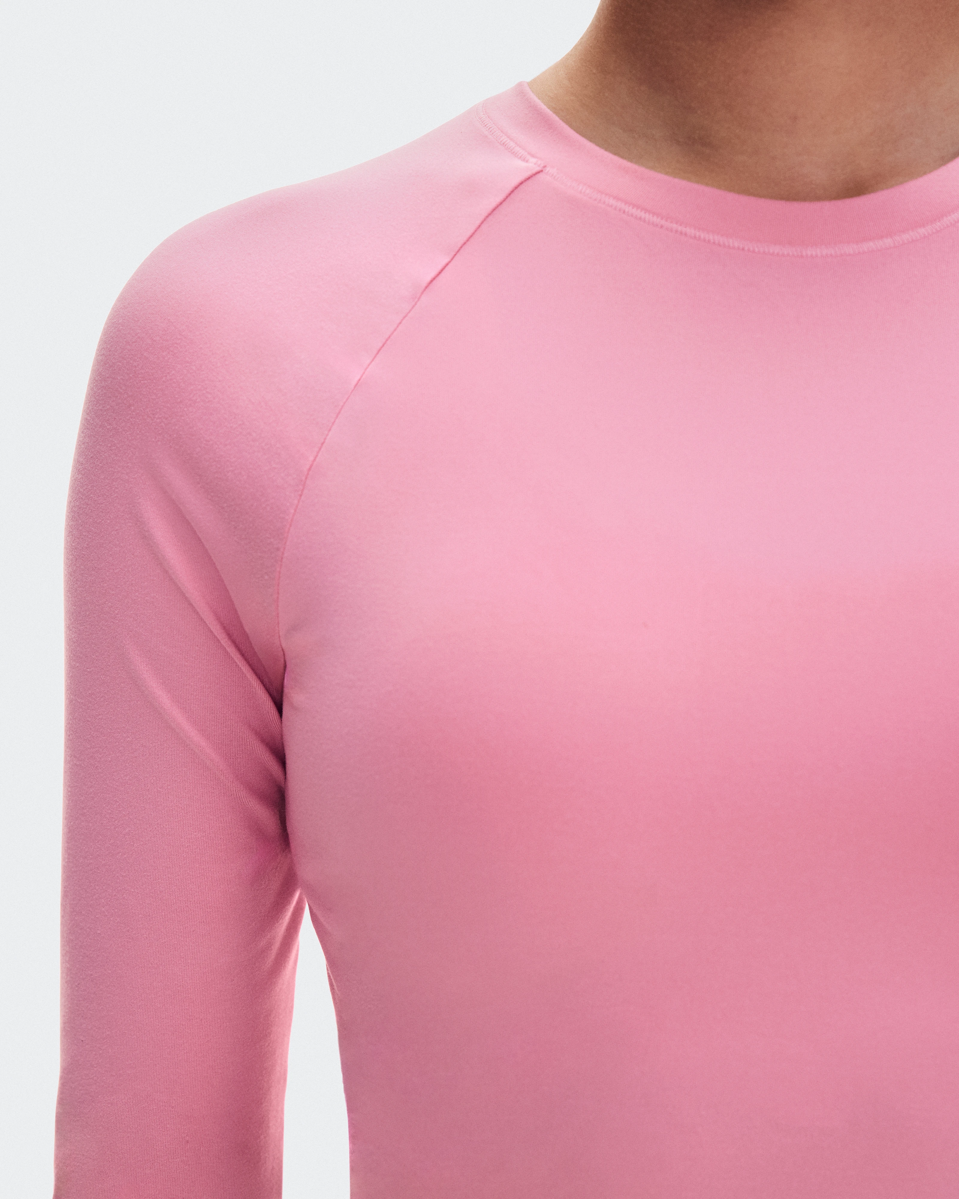 On Studio Long-T Crop Magnolia Women Tops and t-shirts