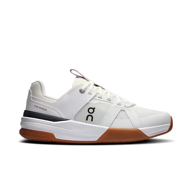 THE ROGER Clubhouse Pro Youth Lifestyle Shoe in White/Eclipse