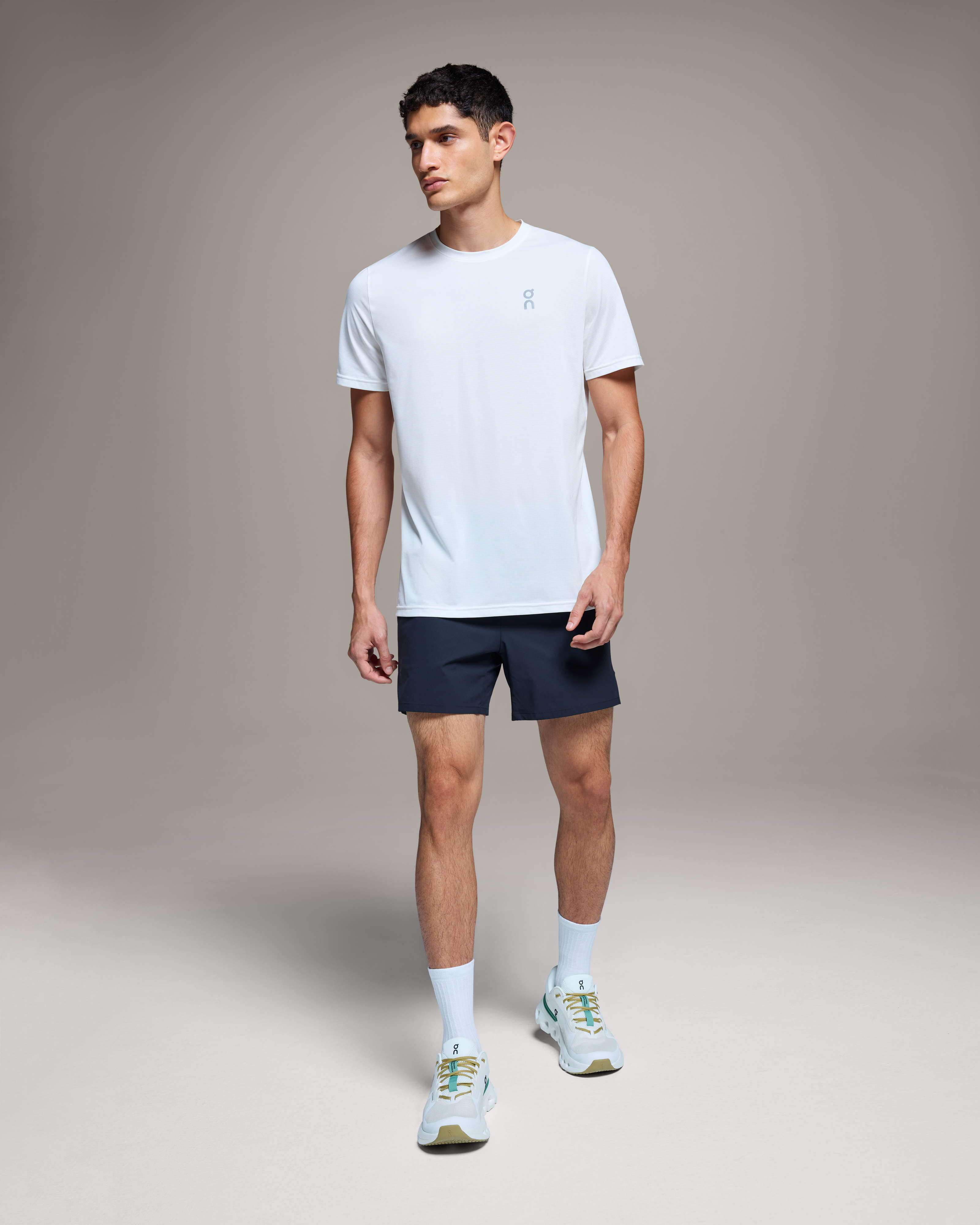 メンズ Core-T | 無染色 & ホワイト | On 日本