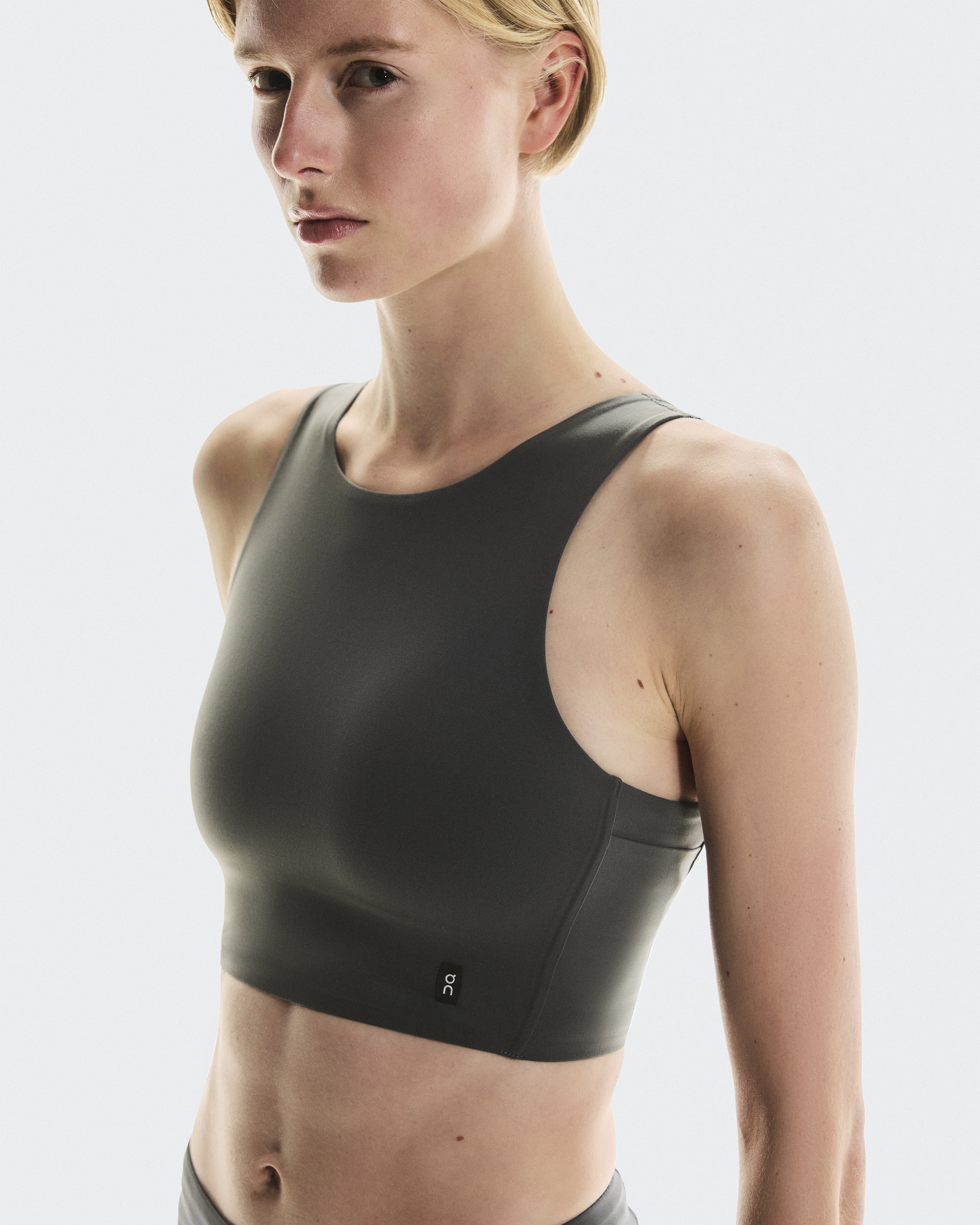 (取寄) オンランニング レディース コア 2イン1 クロップ タンク トップ - ウィメンズ On Running women Core 2-in-1 Crop Tank Top - Women's Chambray On Running Core 2-in-1 Crop Tank Top - Women's - Clothing