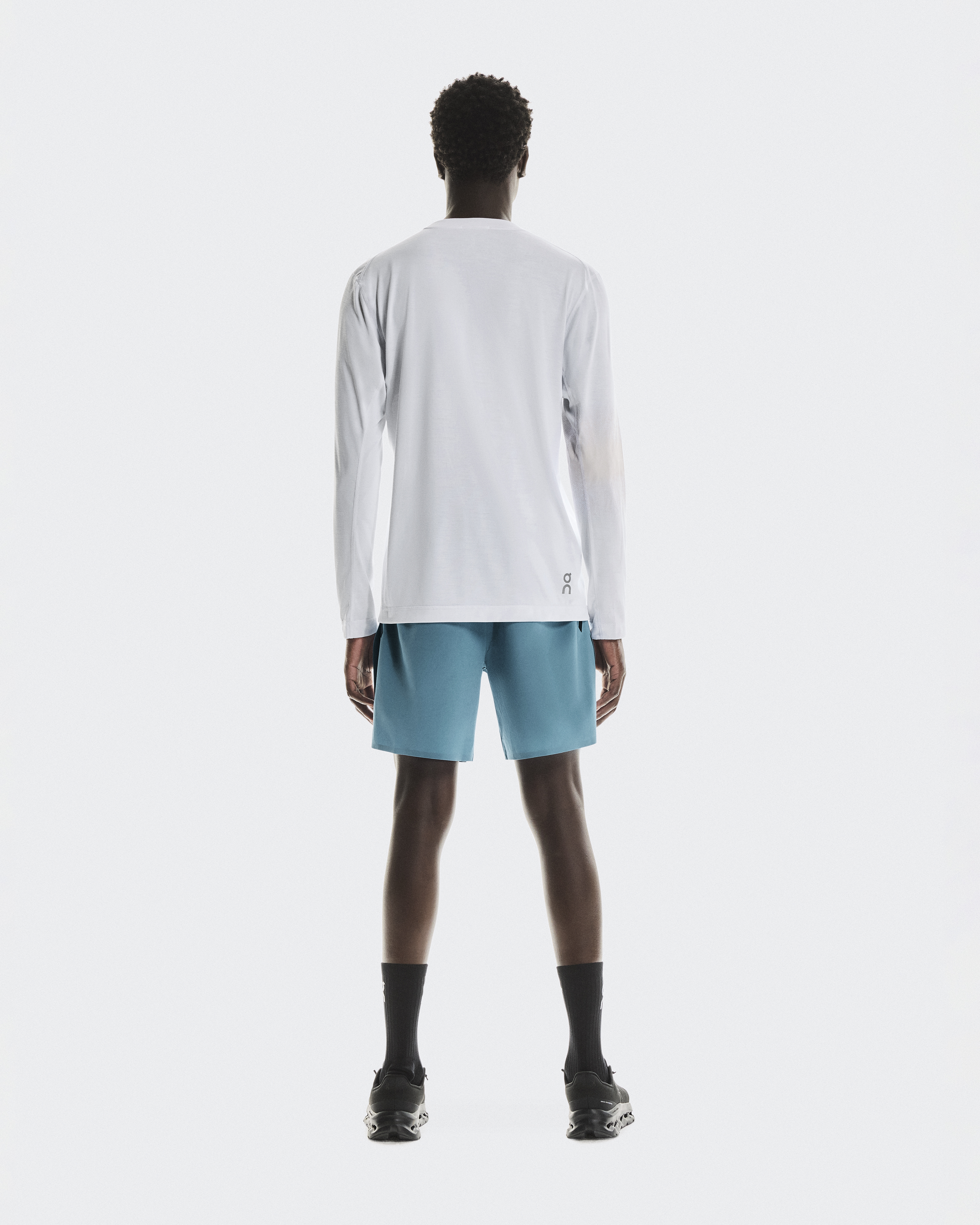 Men's Train Long-T Graphic | White | On United Kingdom