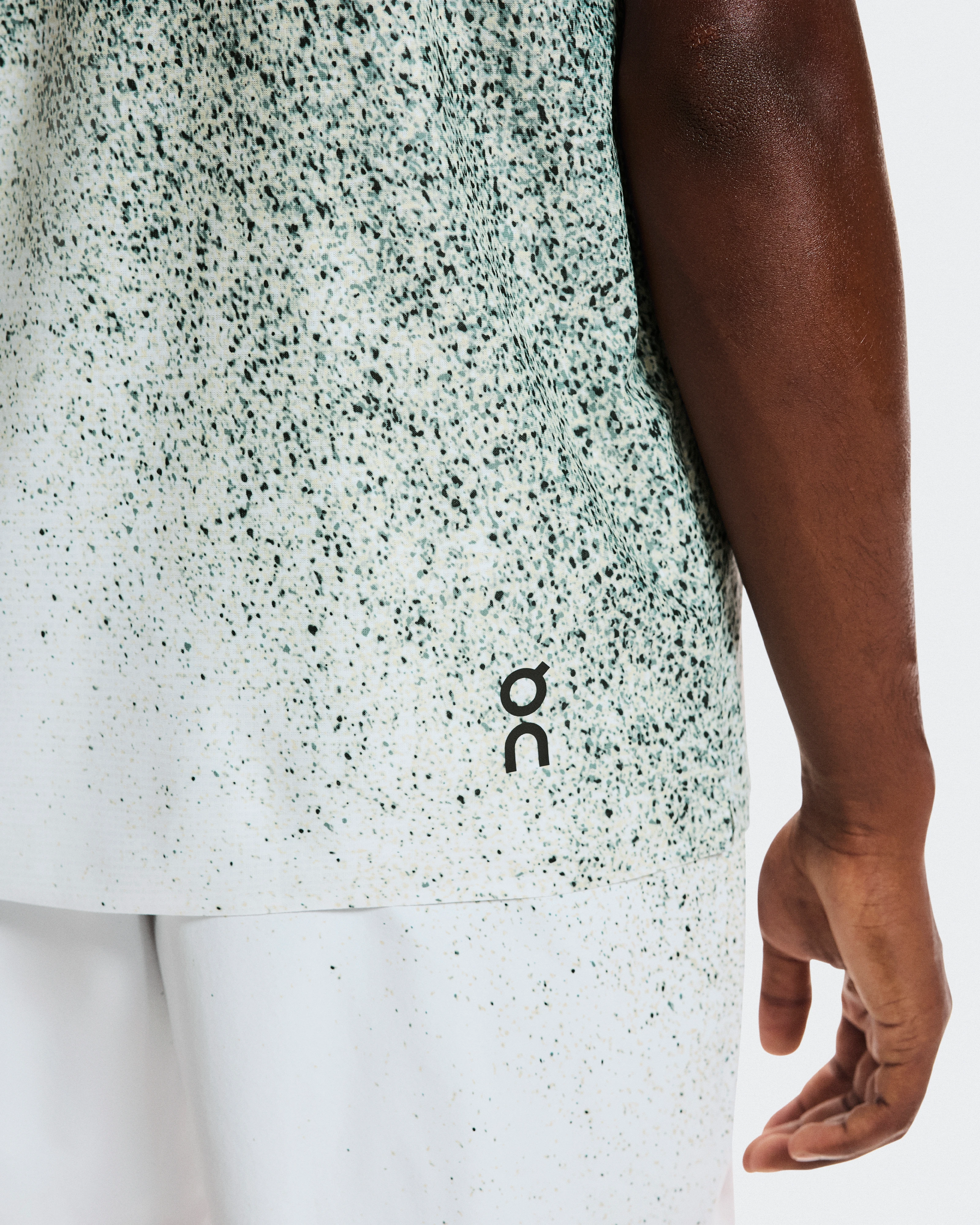 On Court-T Fade Mineral & White Homme Hauts et t-shirts