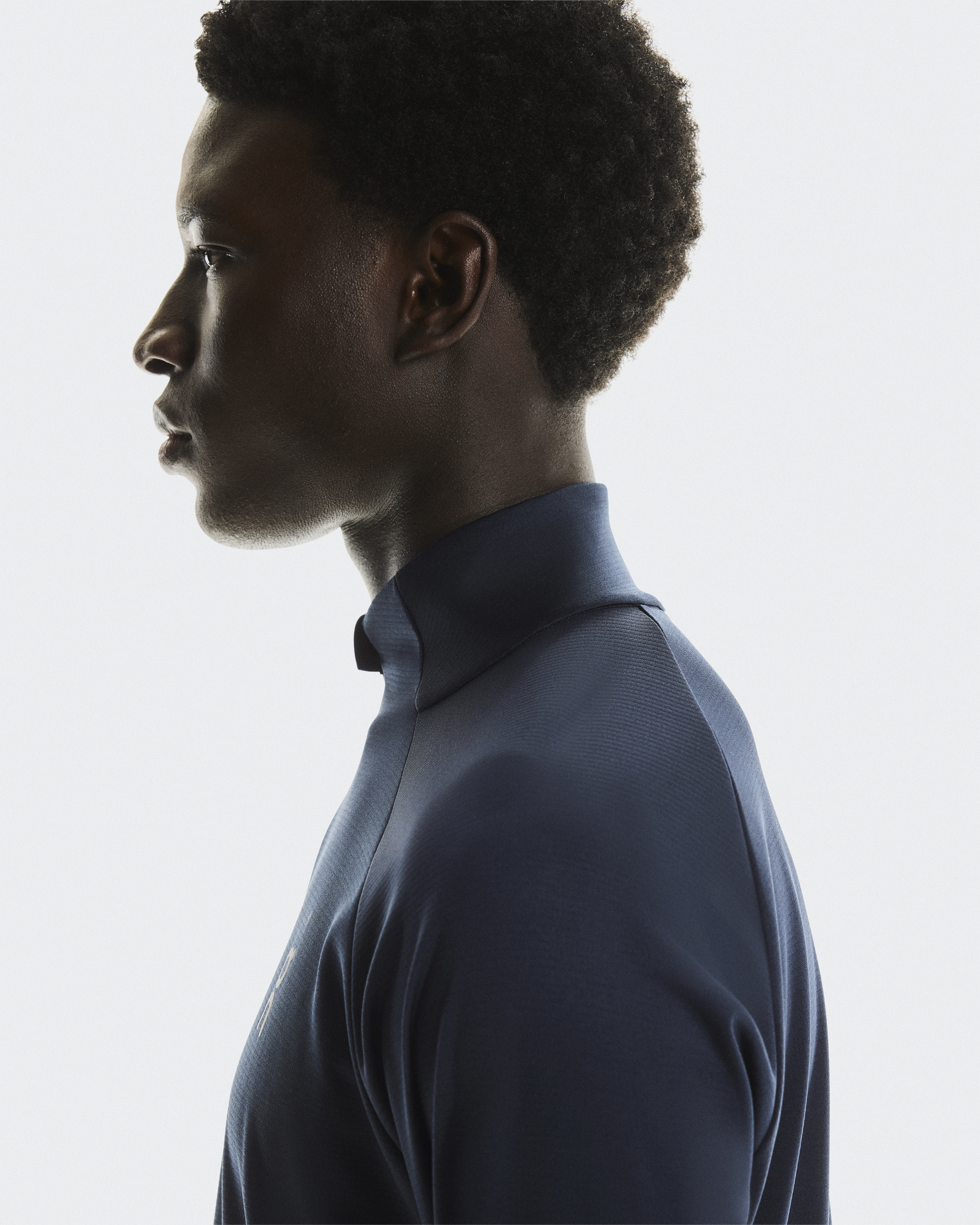 on clima shirt オン Sサイズ ダークブルー Men's Climate Shirt | Blue | On United States