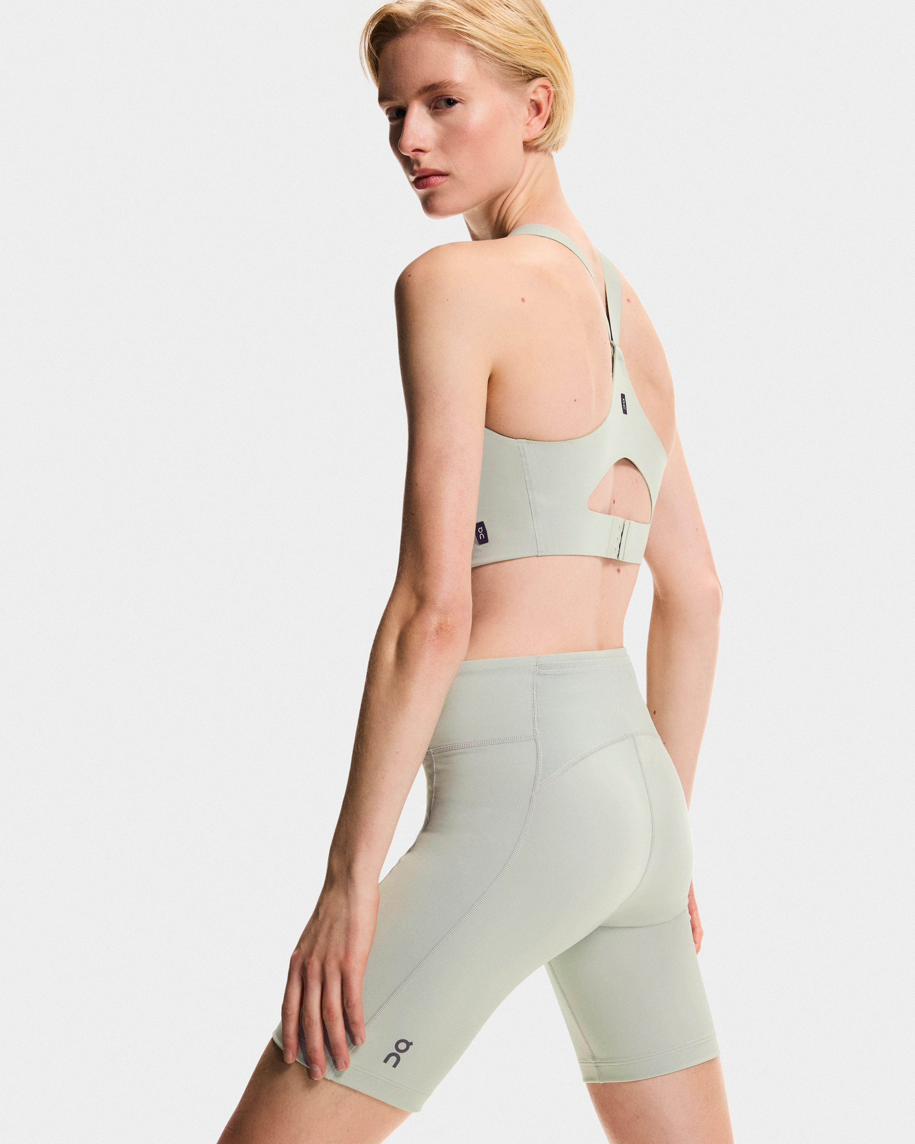 On 8" Performance Tights Tin Damen Tights & Leggings