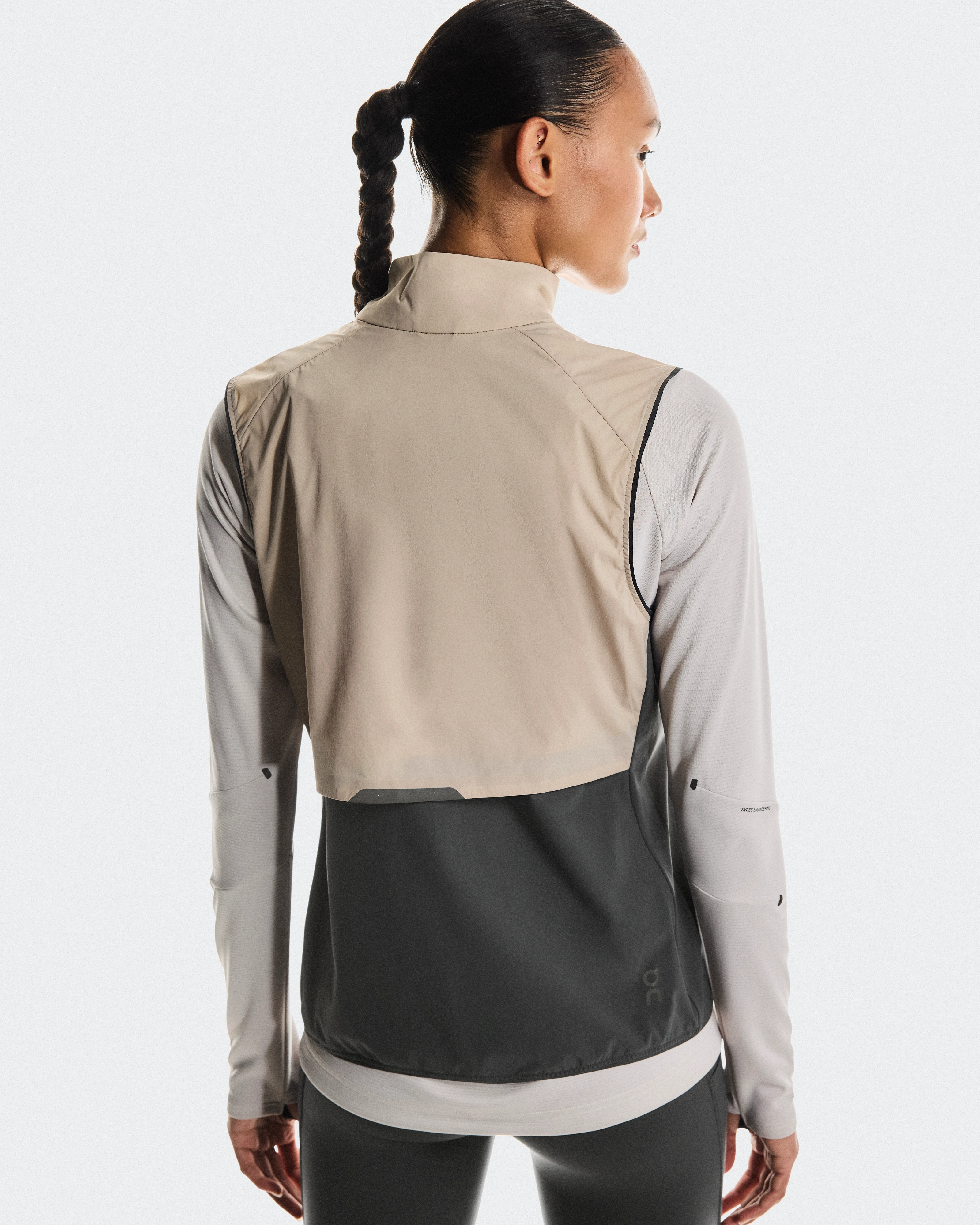 On Weather Vest Desert & Eclipse Women Jackets