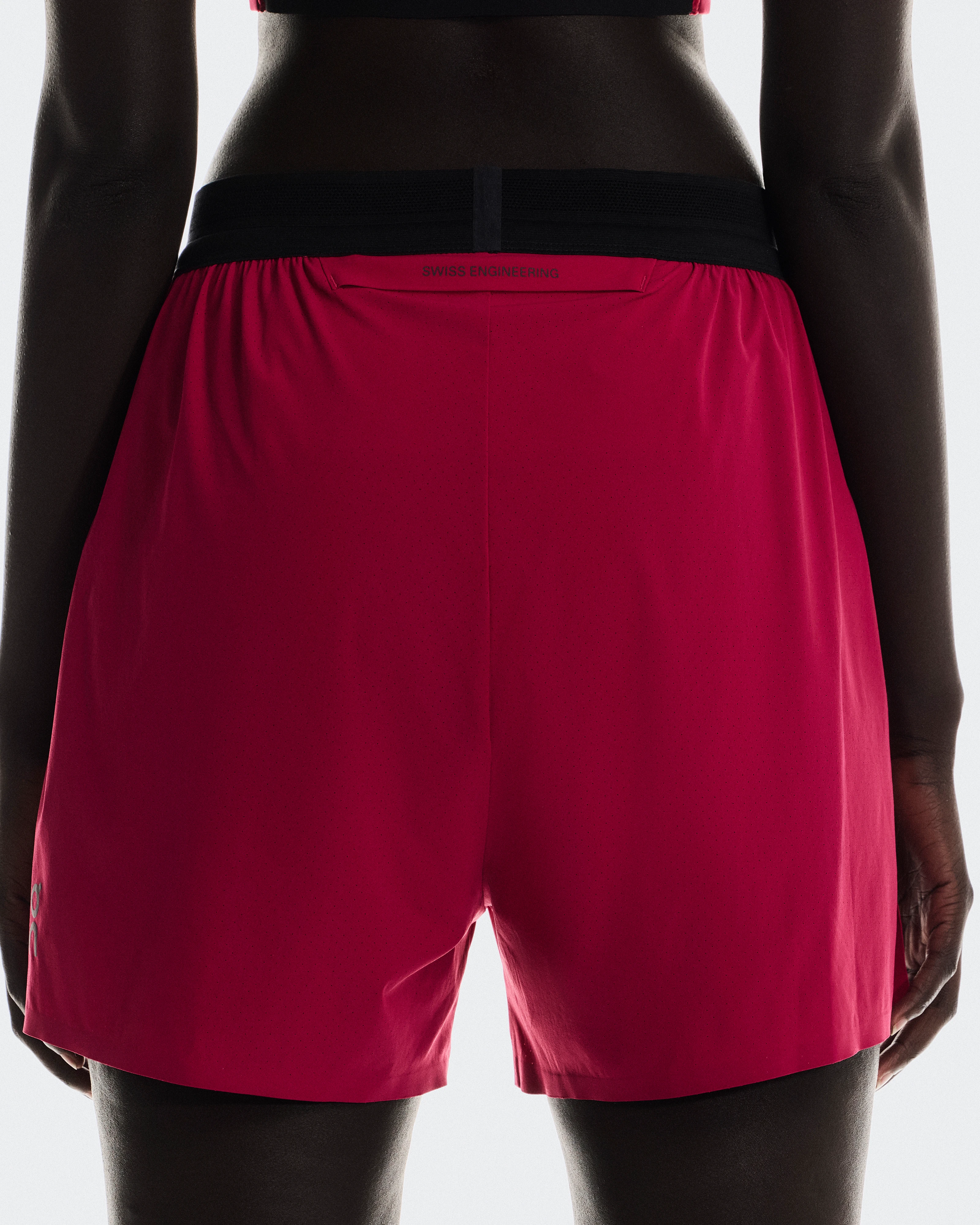 On 3" Performance 2/1 Shorts Grenadine & Black Women Shorts