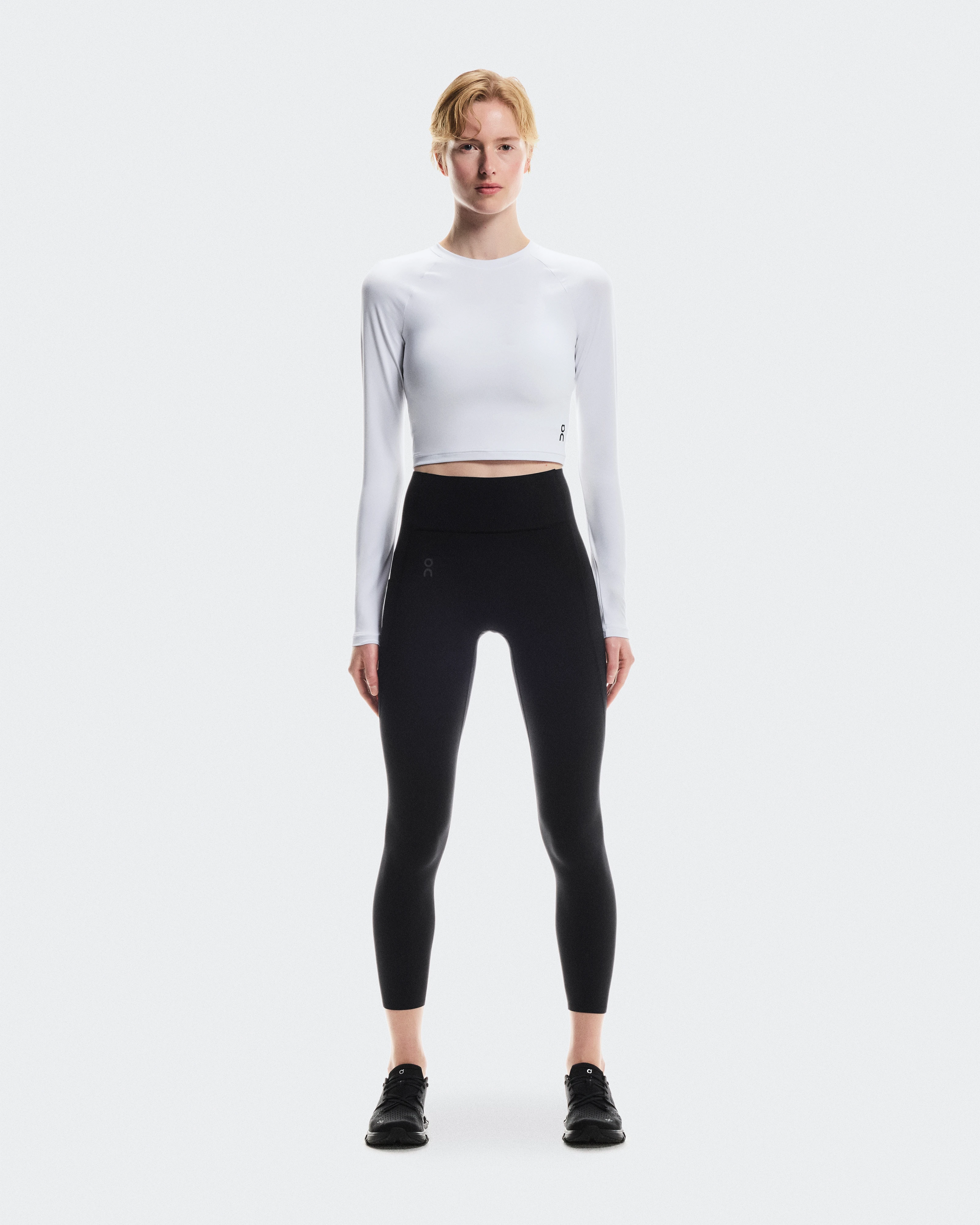 On Studio Long-T Crop White Women Tops and t-shirts