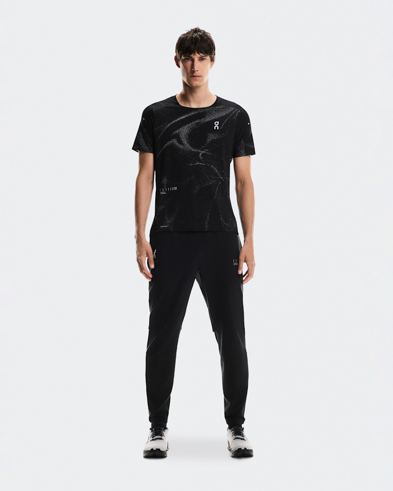 On Men's Performance-T Lumos Short-Sleeve Shirt in Black, Size: Small, Polyester