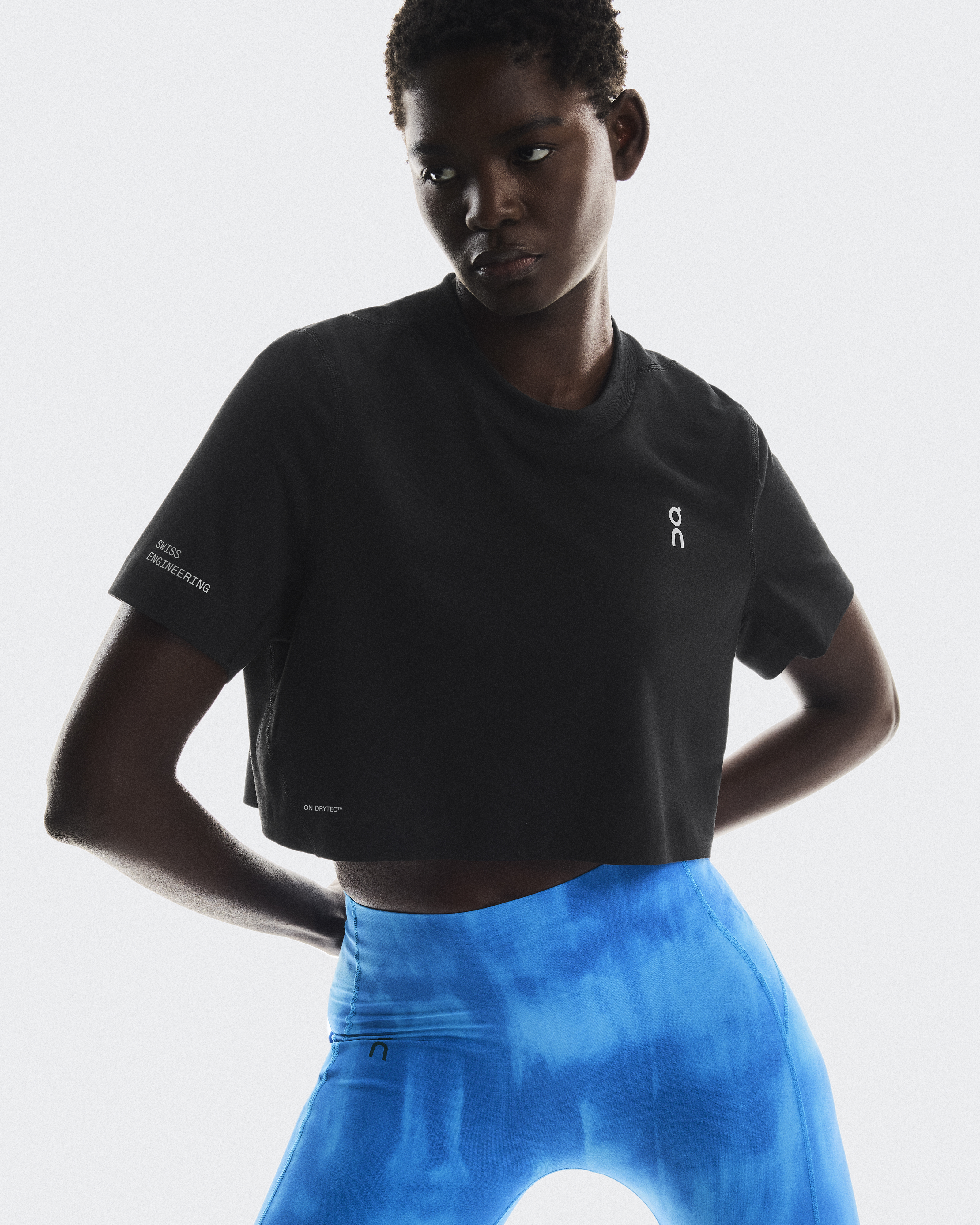 [ ] Crop T-shirt ★大人気★ Women's Train-T Crop | Black | On United States