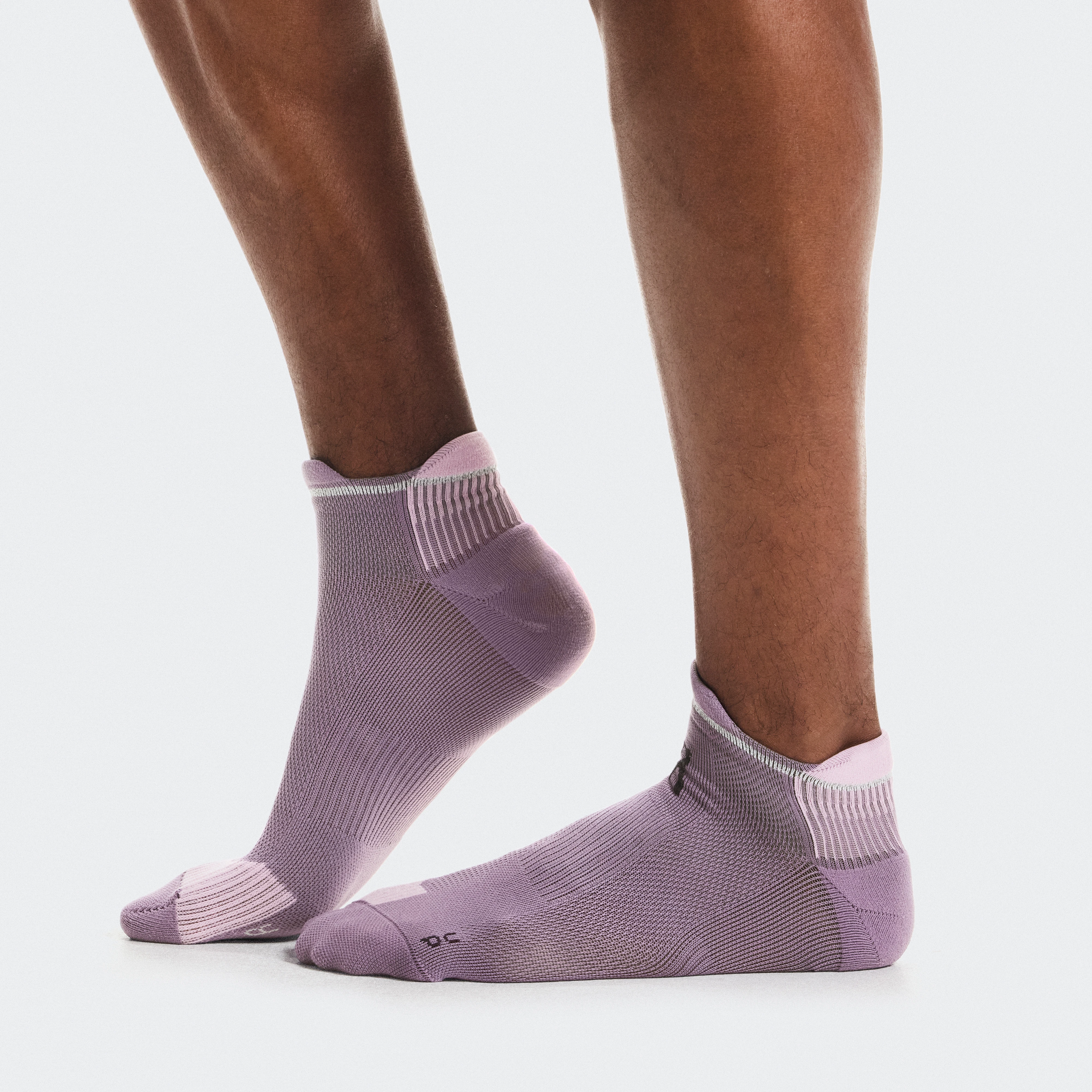 On Performance Run Sock Low Purple Pink Unisex Unisex – Performance running, breathable, cushioning Socks