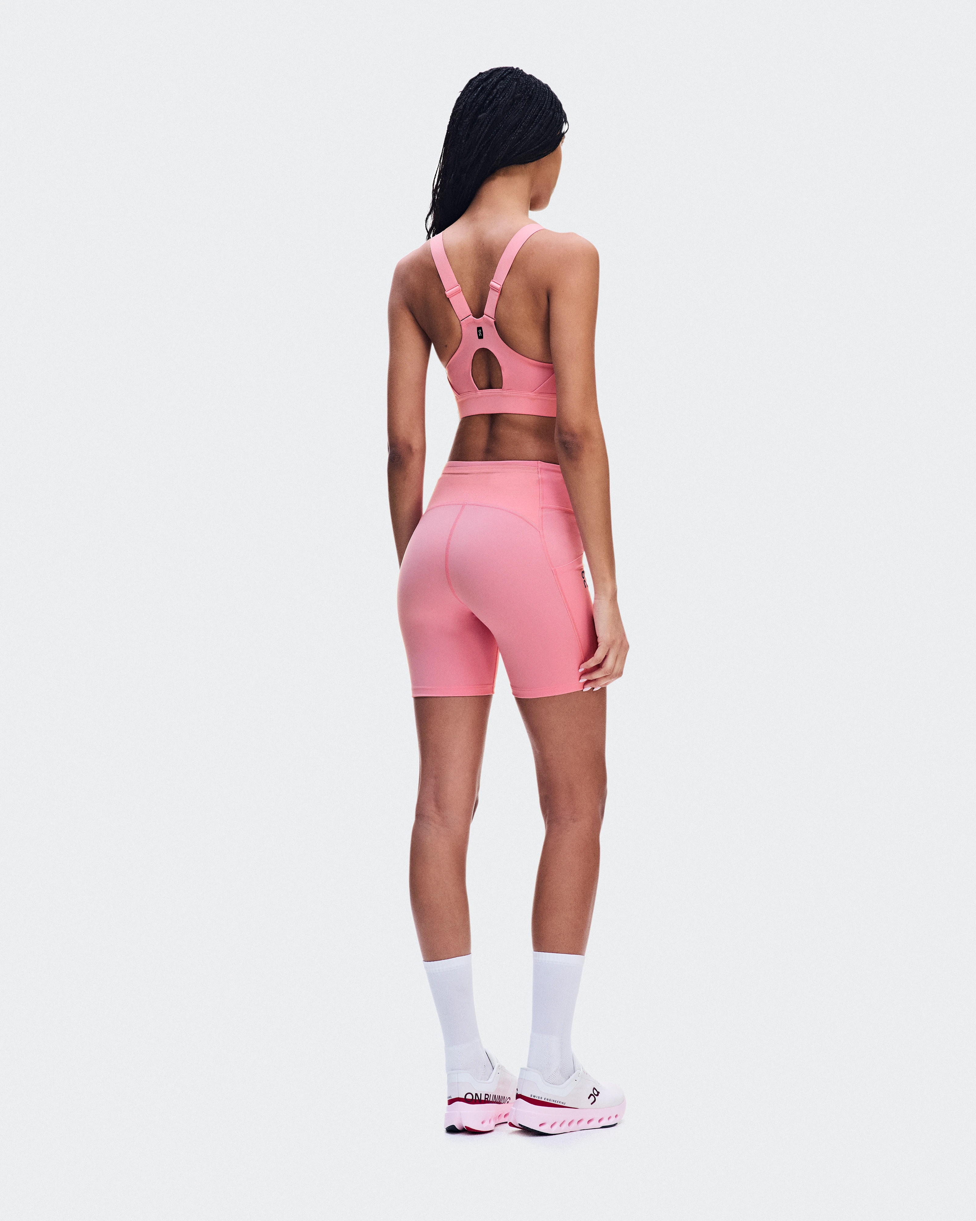 On Performance Tights Short Magnolia Women Tights