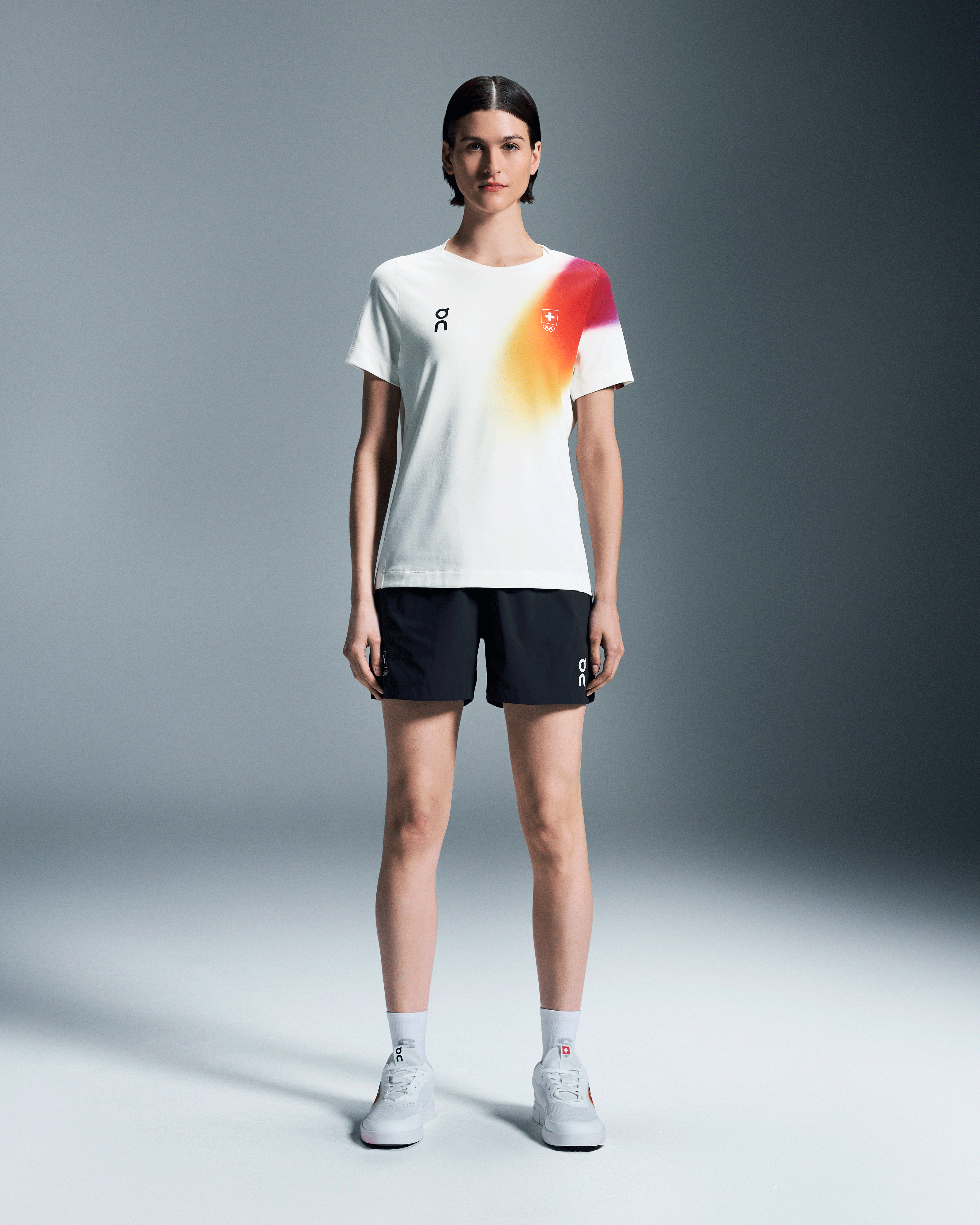On Swiss Olympic Focus-T Undyed-White Damen Oberteile