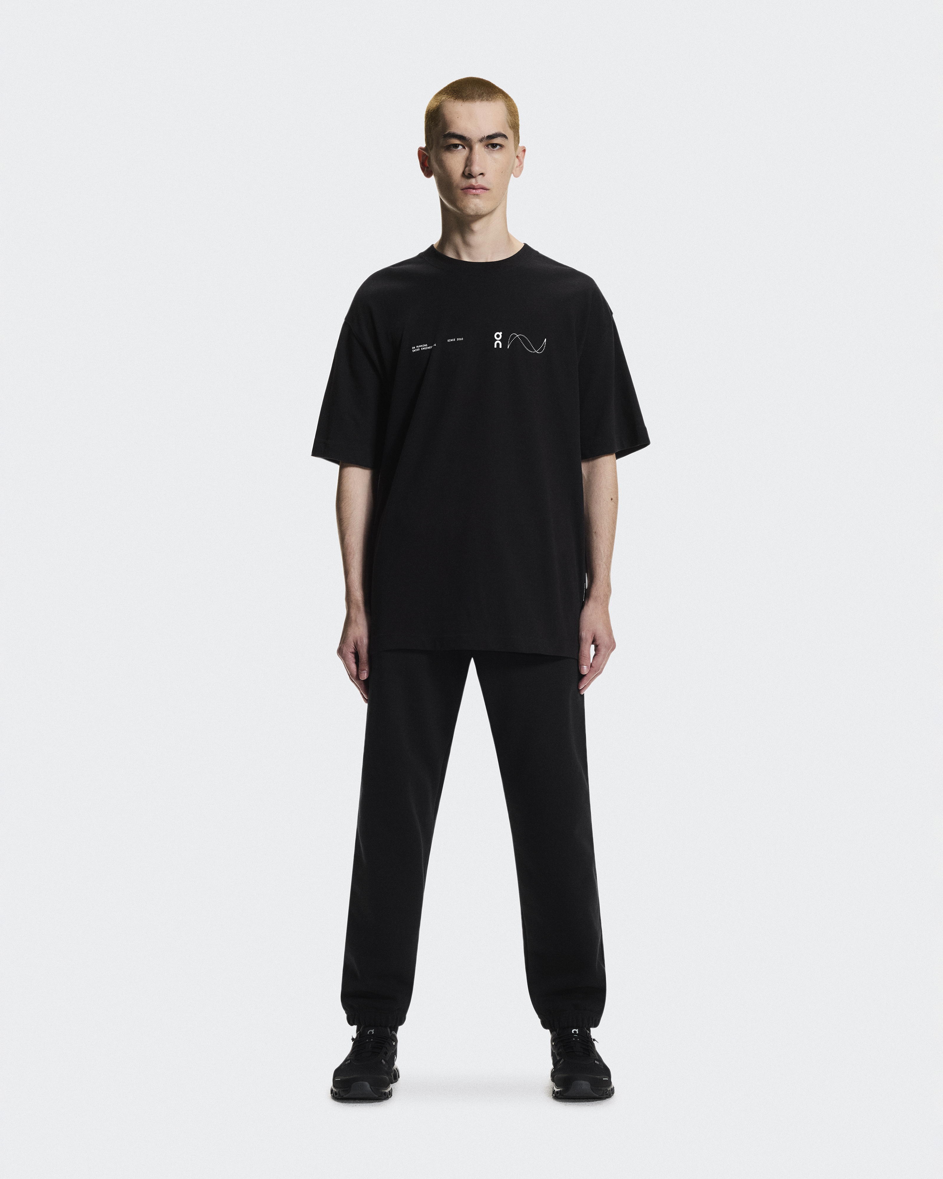 Club-T Avant Short-Sleeve Shirt in Black