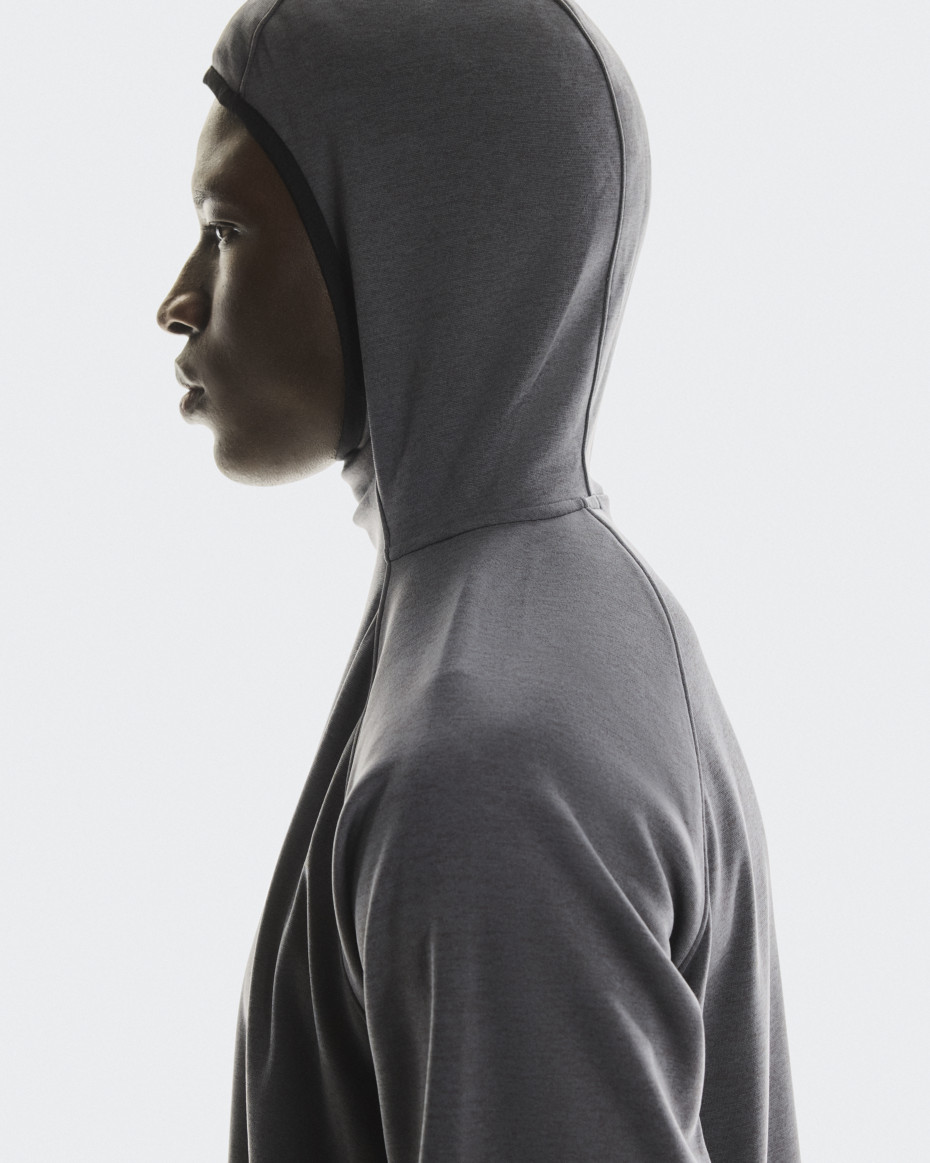 Men's Trek Hoodie | Grey | On United States