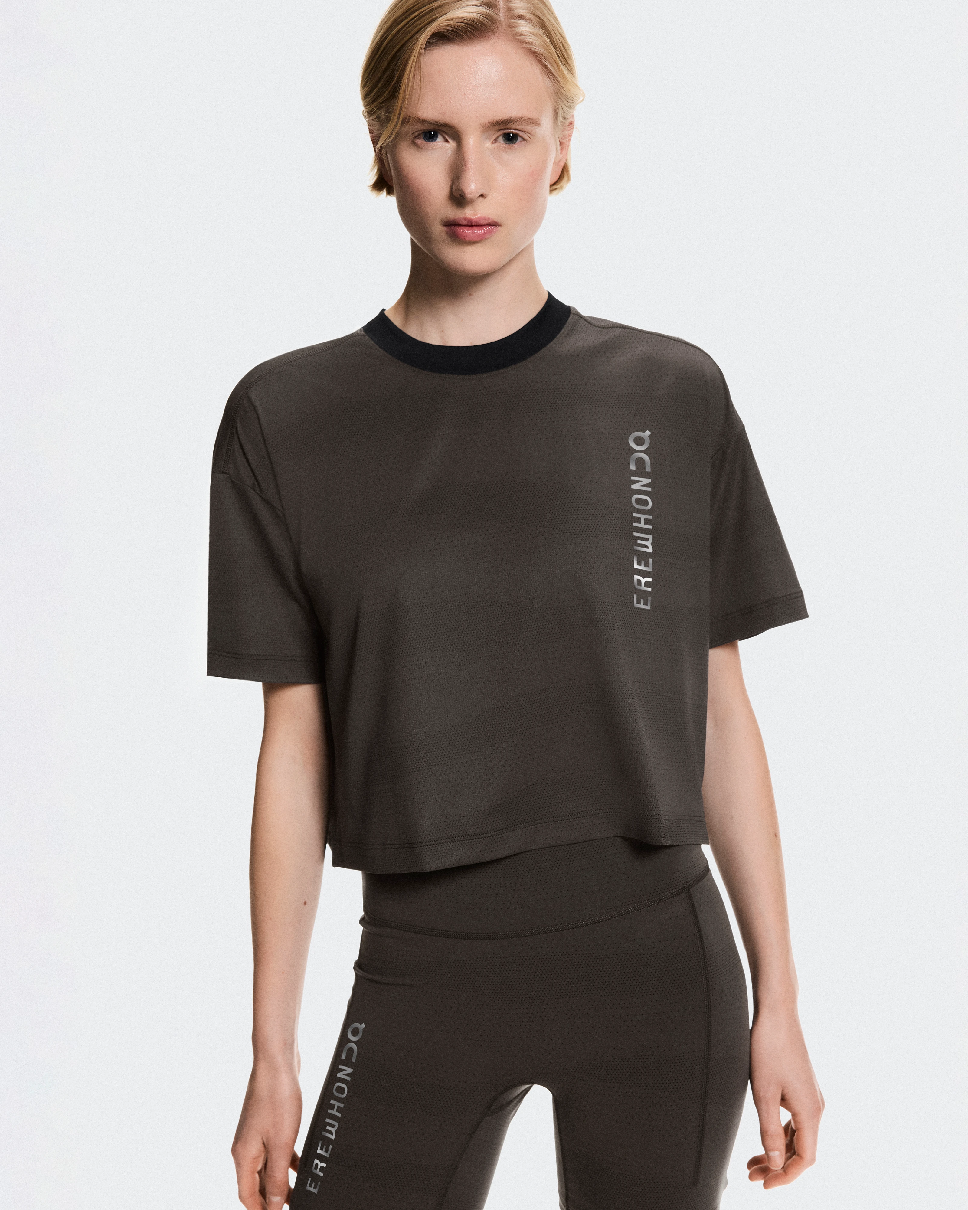On Performance-T Erewhon Espresso & Black Women Tops and t-shirts