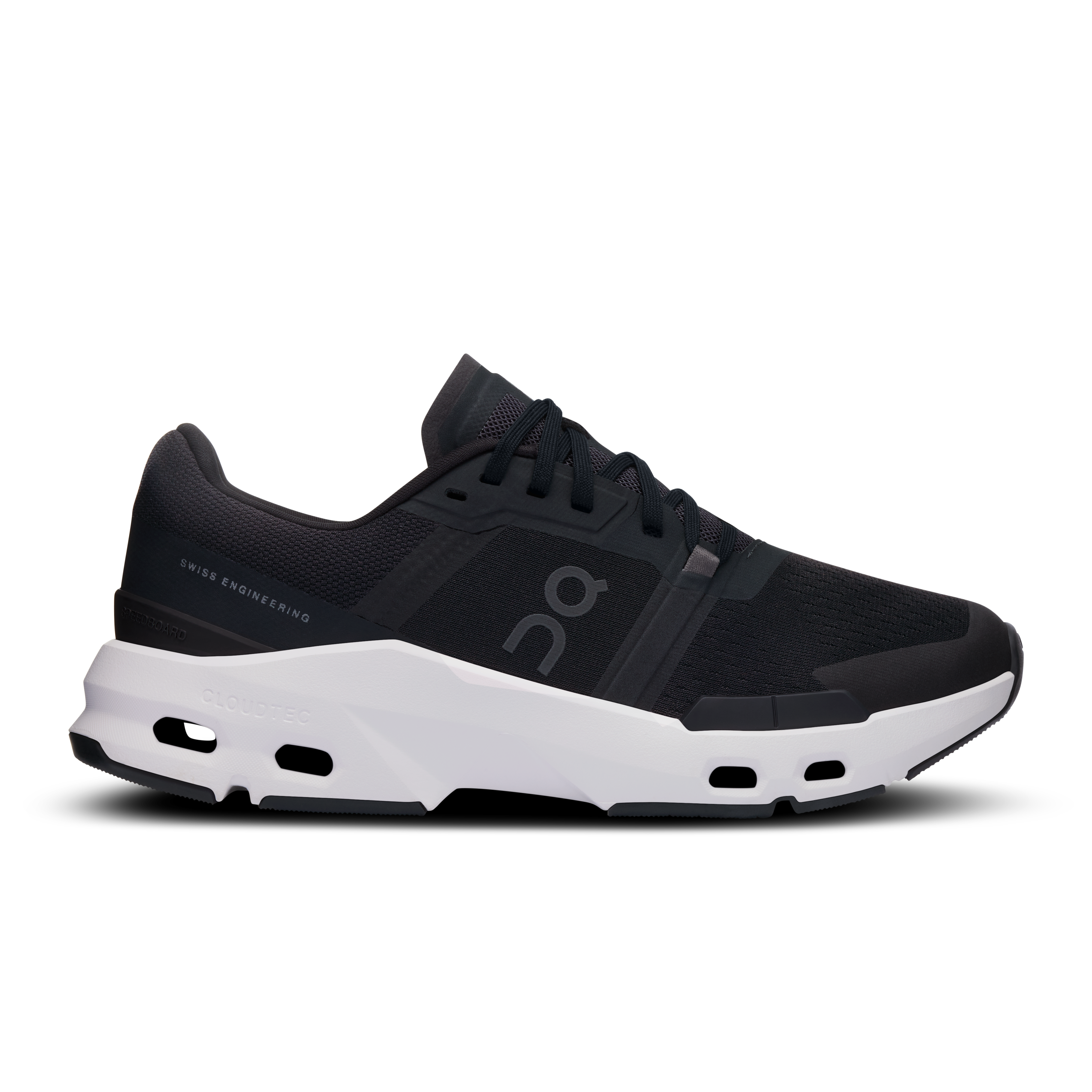 Cloudpulse Gym Shoe in Black/White