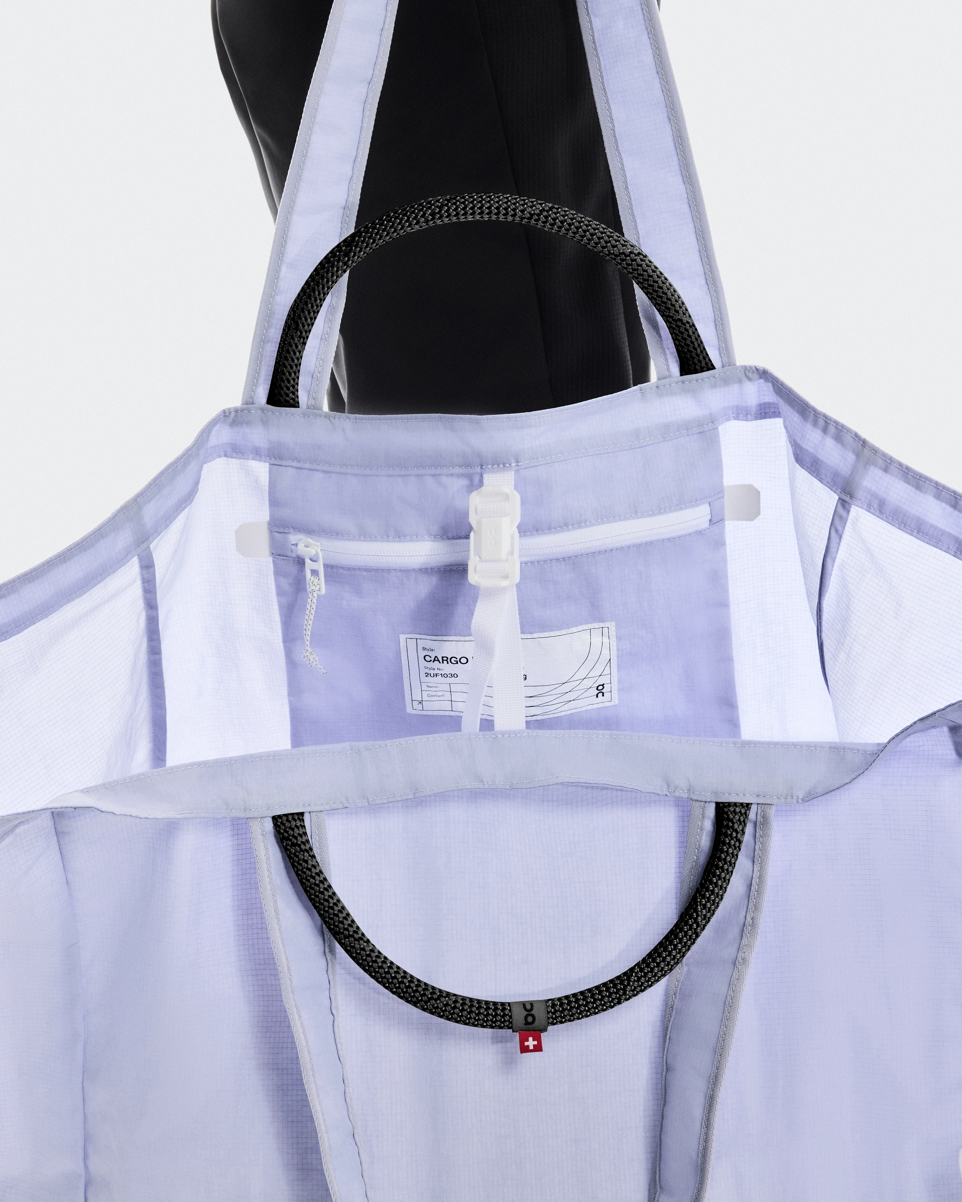 On Cargo Pack 60L Thistle Unisex Bags